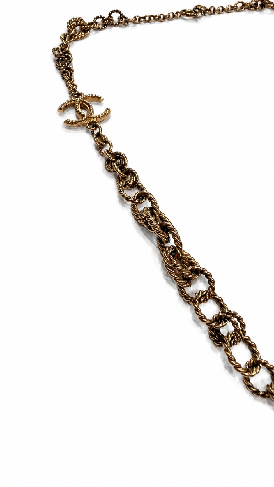 CHANEL GOLD MEDALLION NECKLACE