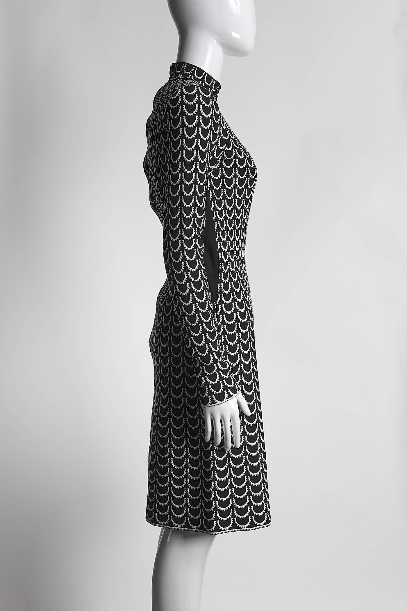 Alaia Black & White Knit Patterned Dress 38