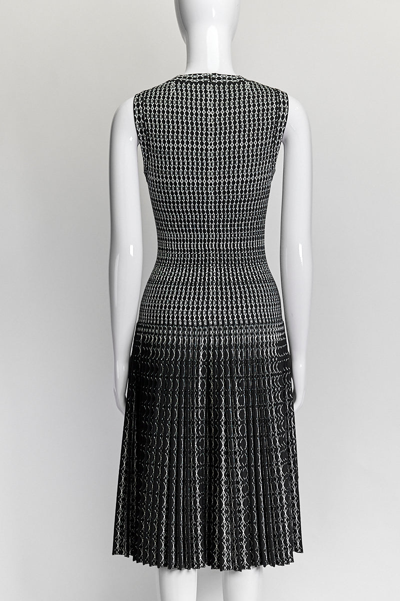 Alaia Pleated Black & White Jacquard Wool Blend Dress 38