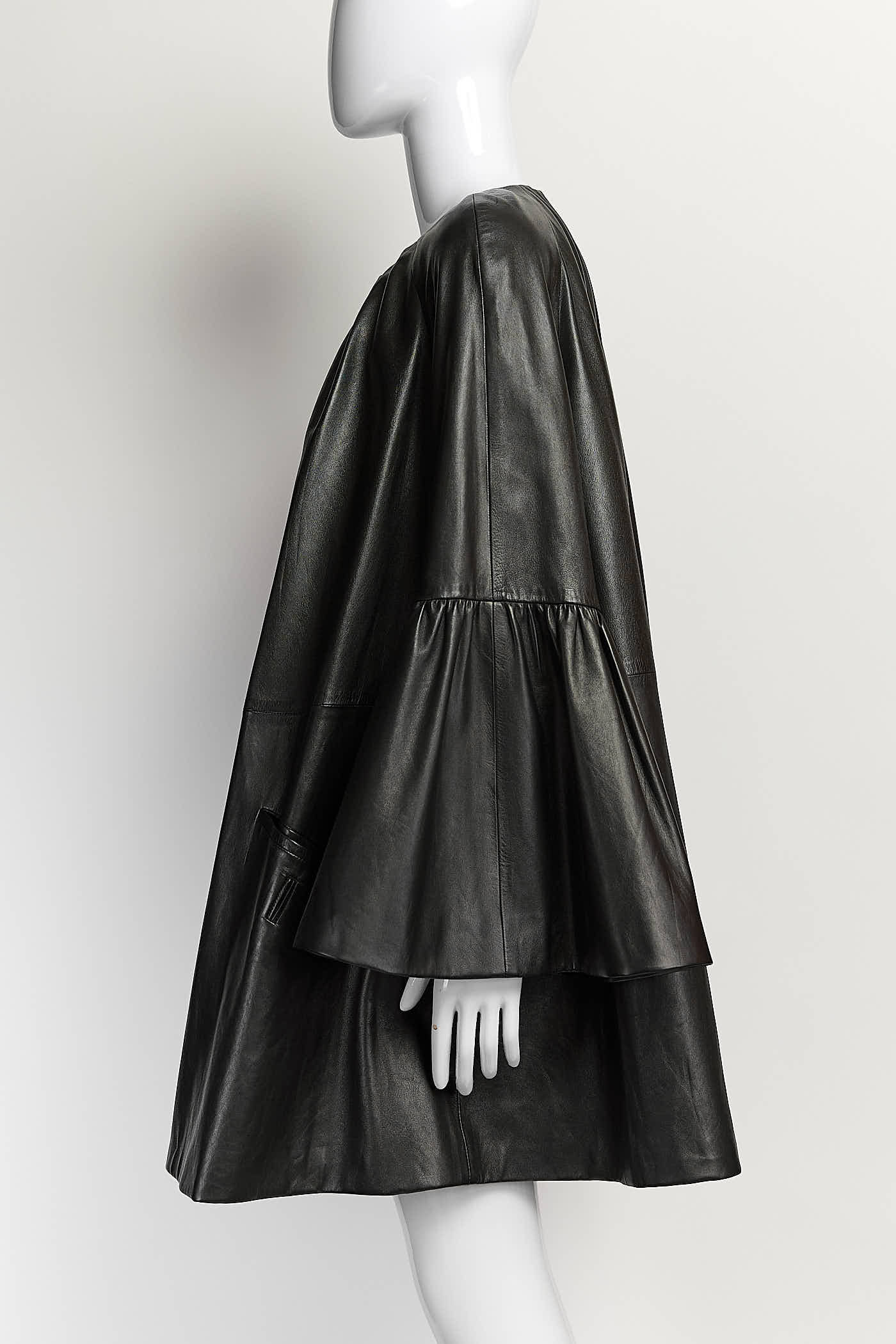 Alexander McQueen Black Leather Coat 38