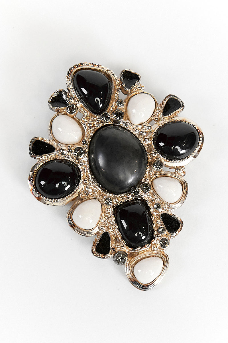 CHANEL VINTAGE BROOCH IN DEEP PURPLE, GREYS, AND IVORY COLOUR