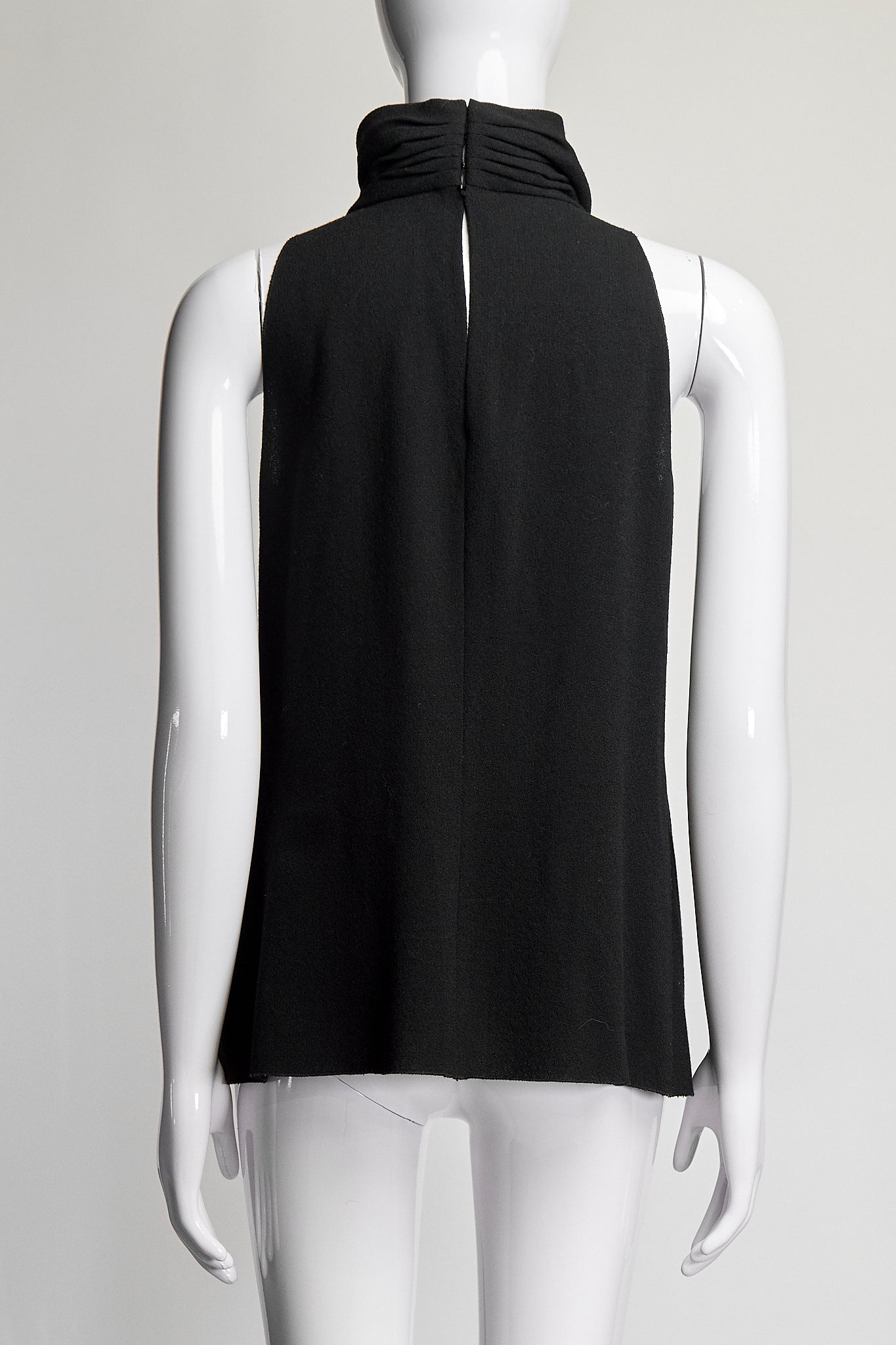 Chanel Turtleneck Tank with Gold Chain FR38 IT42