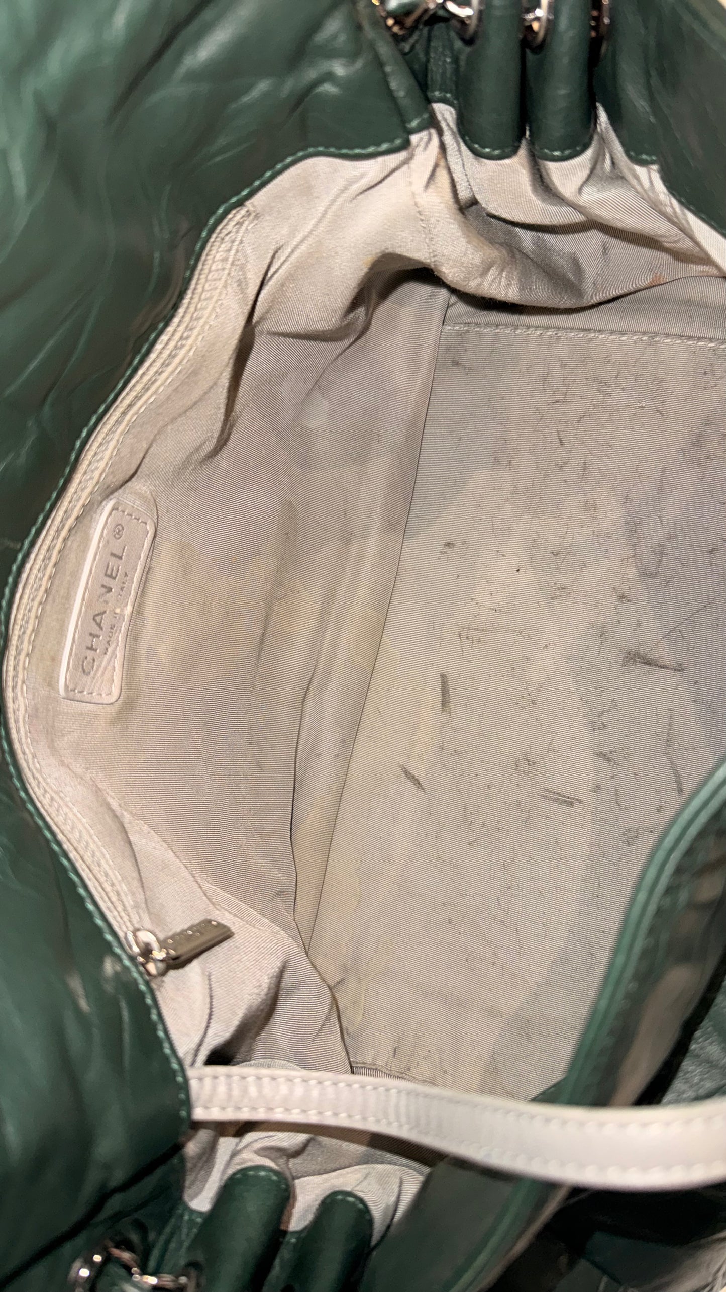 CHANEL GREEN ULTRA STITCH LEATHER HANDBAG