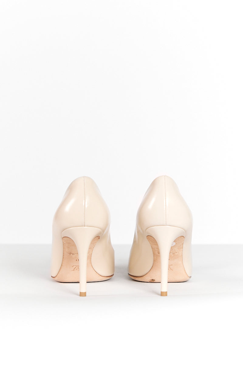 Louis Vuitton Cream Leather Dice Pumps 41