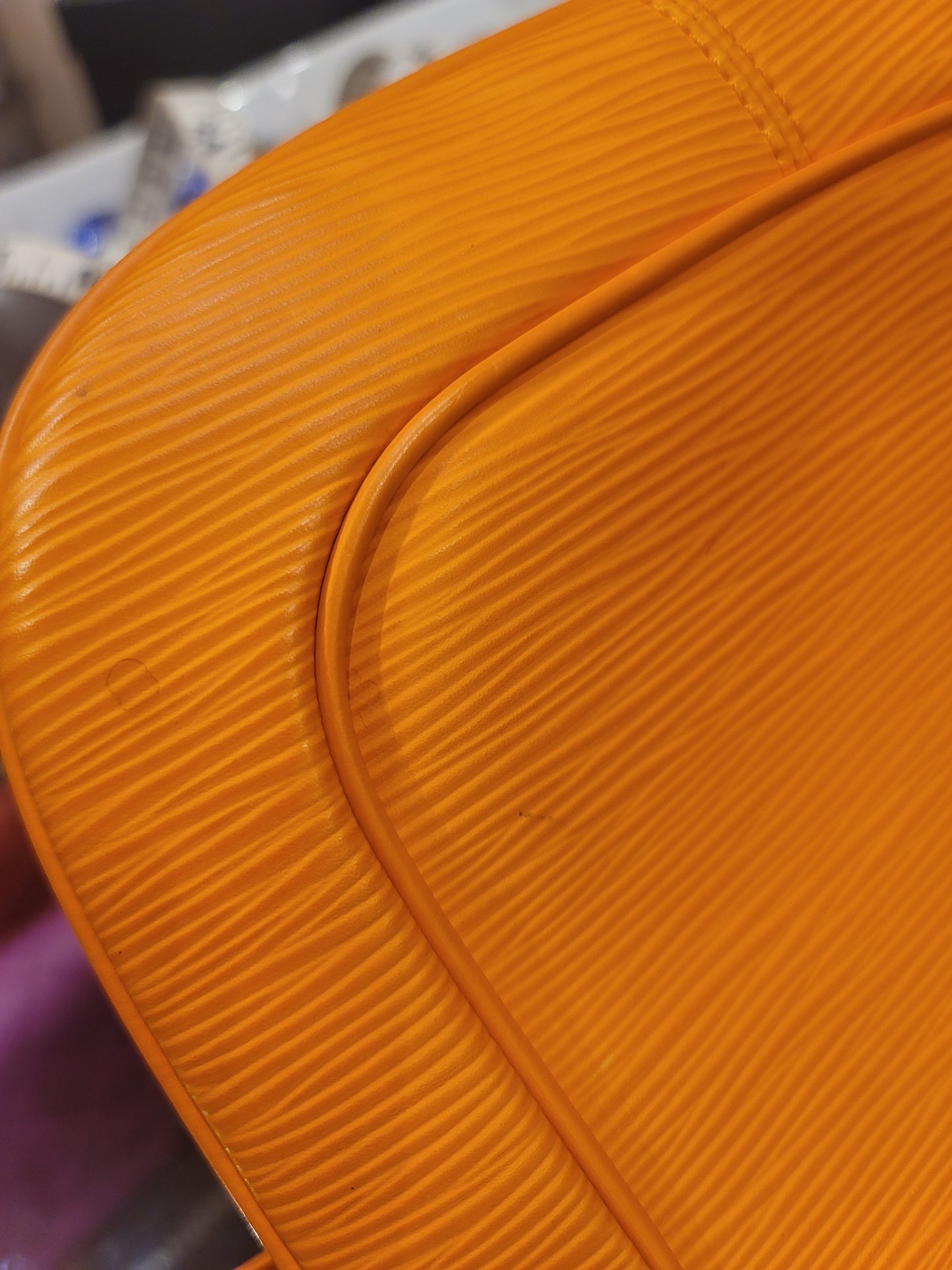 LOUIS VUITTON EPI LEATHER SARVANGA VINTAGE CROSSBODY