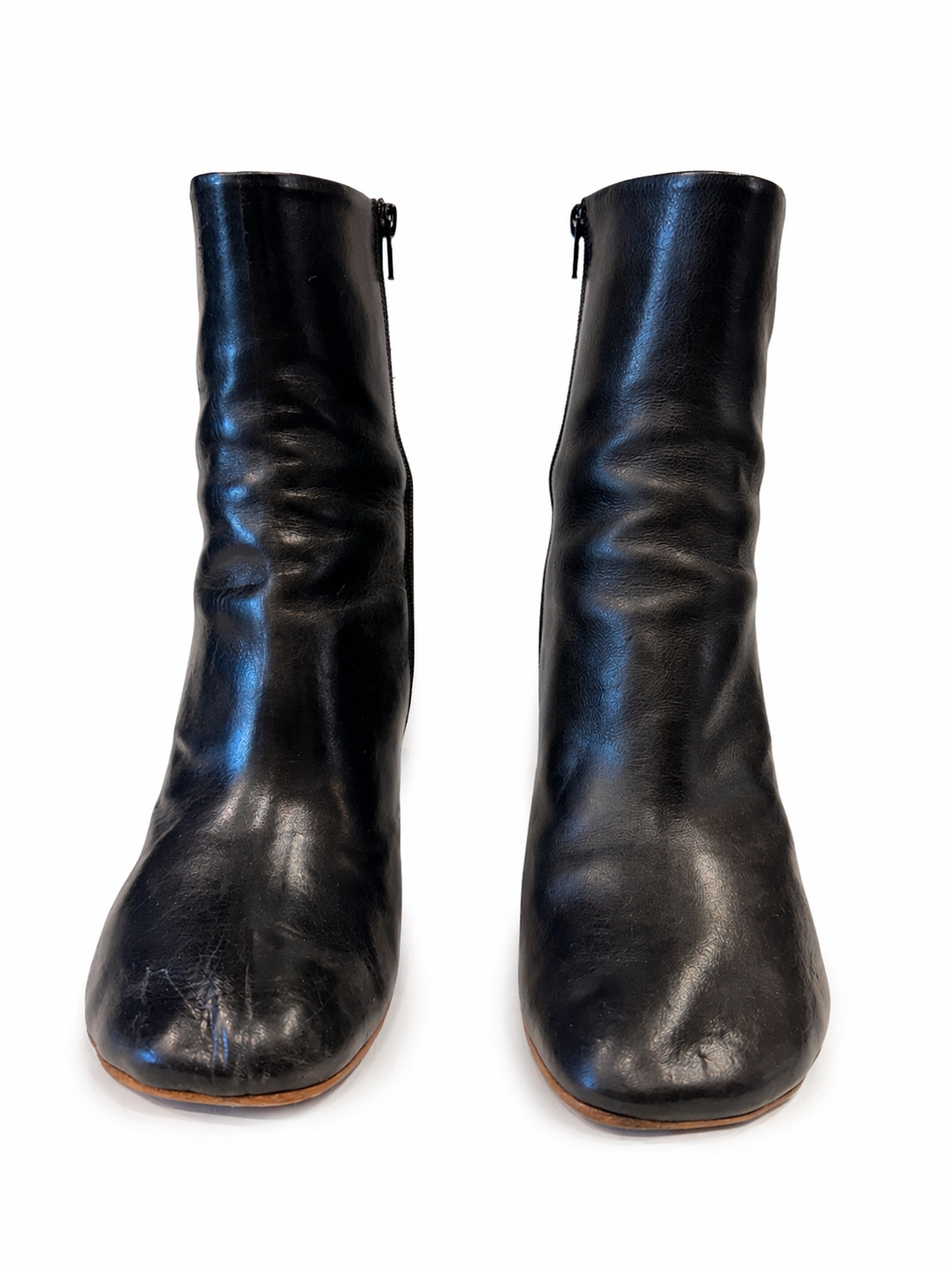 VETEMENTS LIGHTER HEEL BLACK LEATHER BOOTS