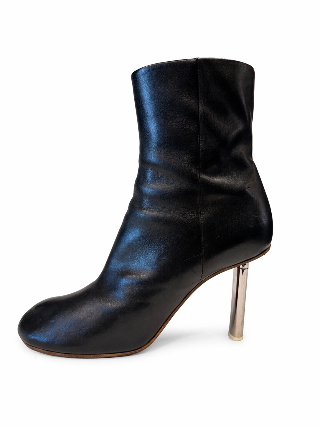 VETEMENTS LIGHTER HEEL BLACK LEATHER BOOTS