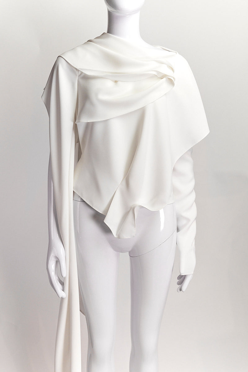 A.w.a.k.e. Mode White Roman Greek Top IT 34