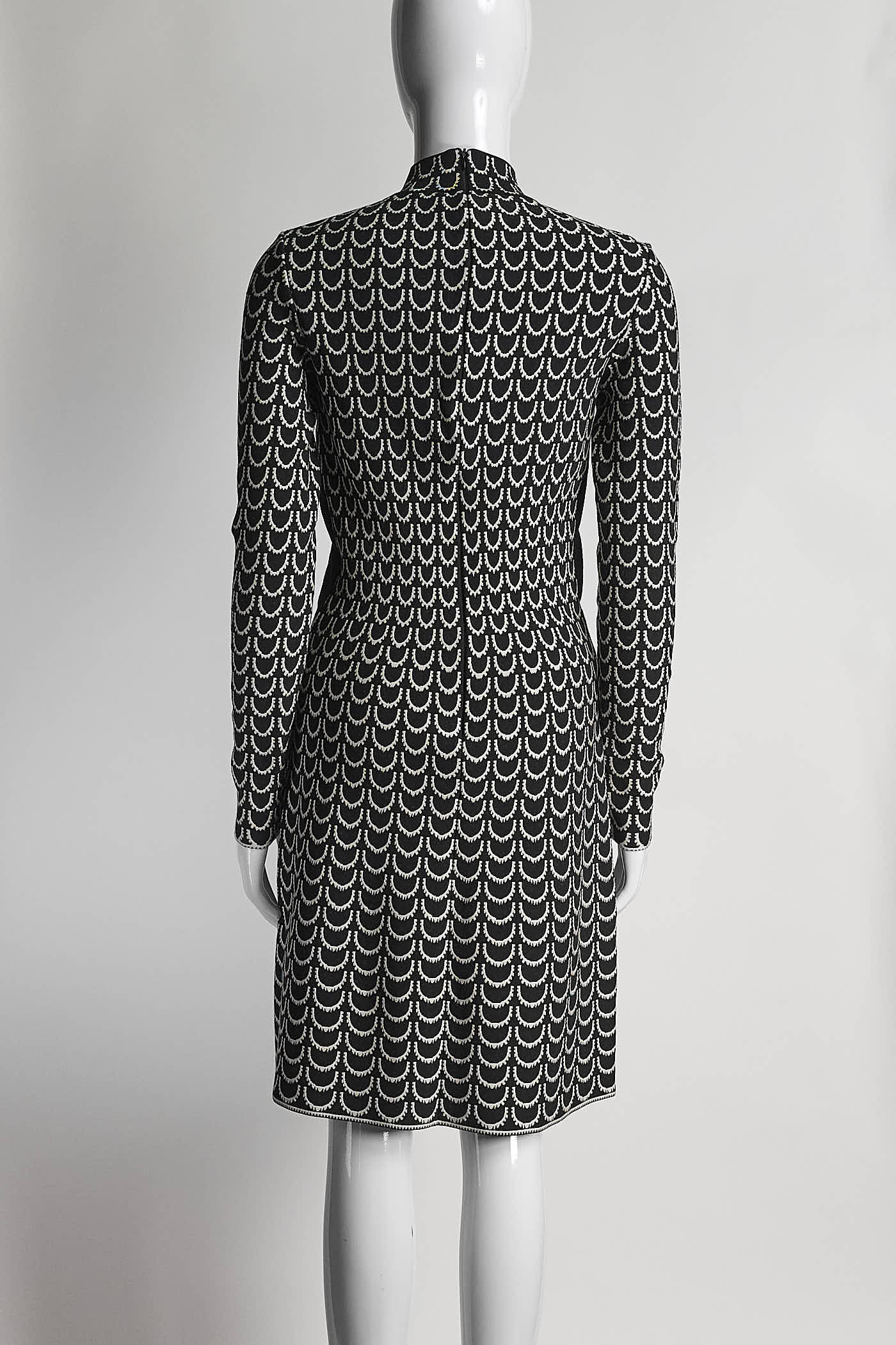 Alaia Black & White Knit Patterned Dress 38