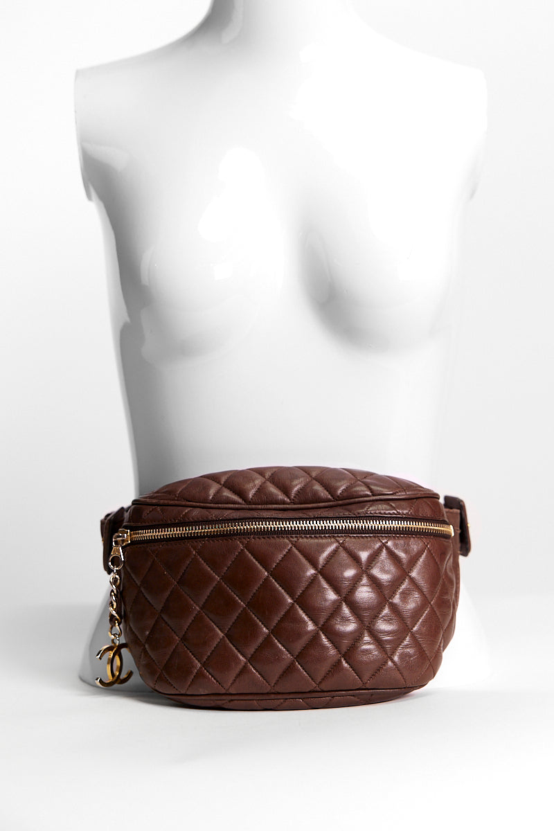 CHANEL 1991 DIAMOND QUILTED LEATHER BELT BAG