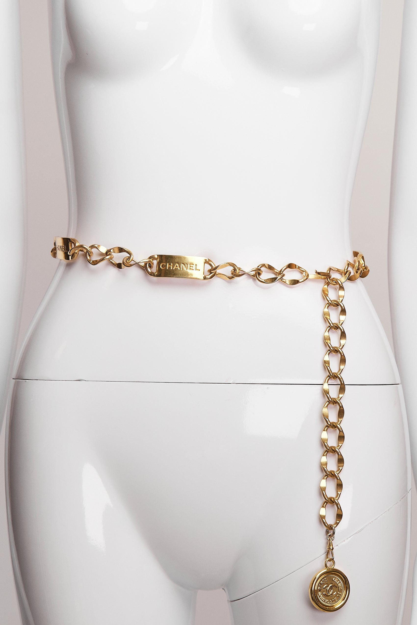CHANEL GOLD VINTAGE BELT C 1980'S