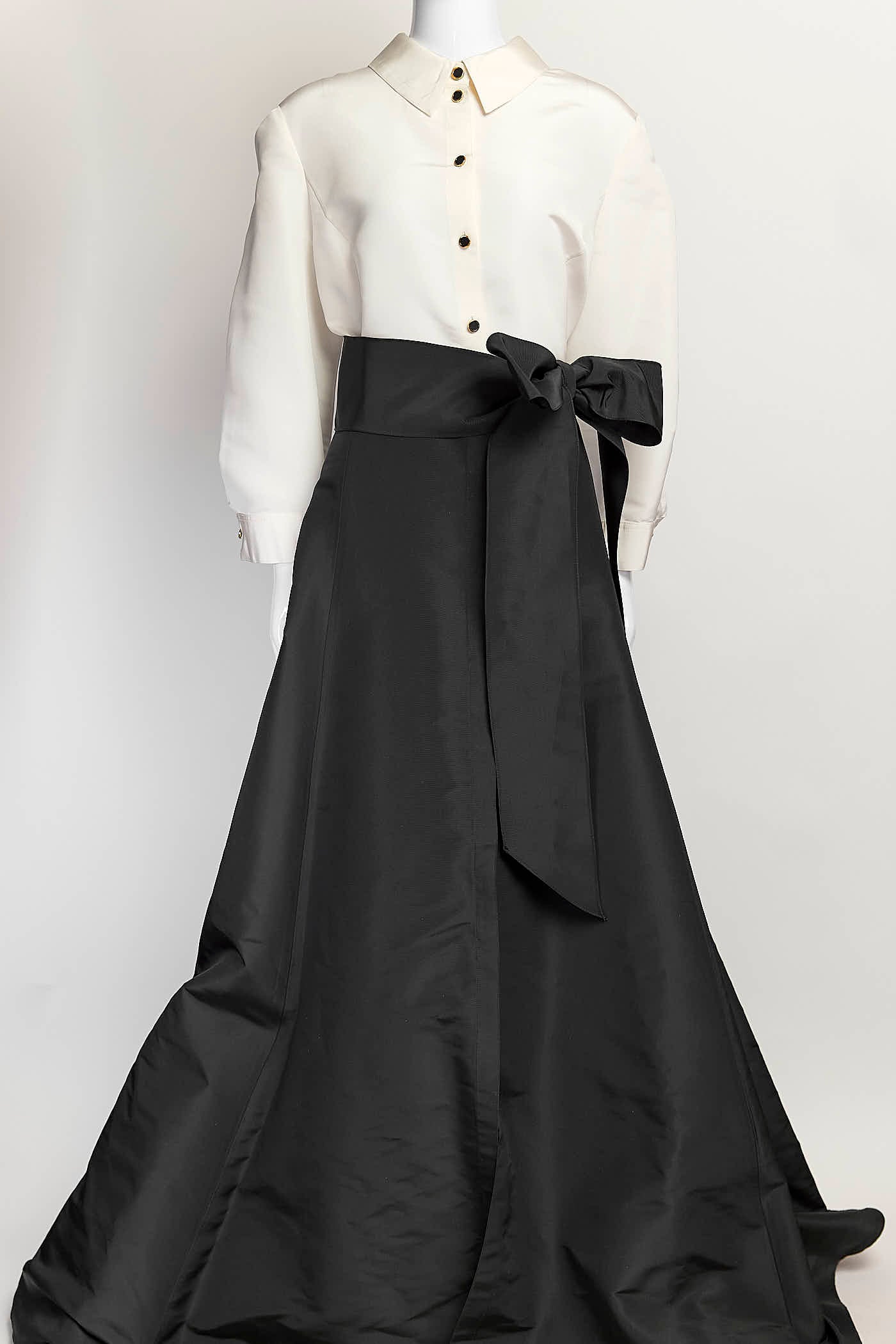 Carolina Hererra Two-Tone Belted Taffeta Shirt Gown 16