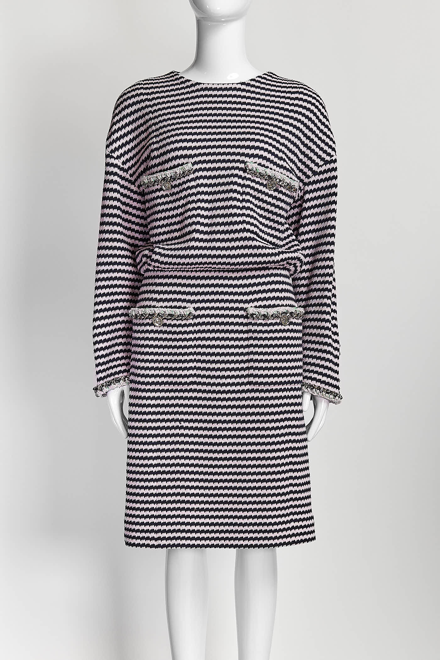 Chanel 2021 Knee-Length Pink/Black Kint Dress 38