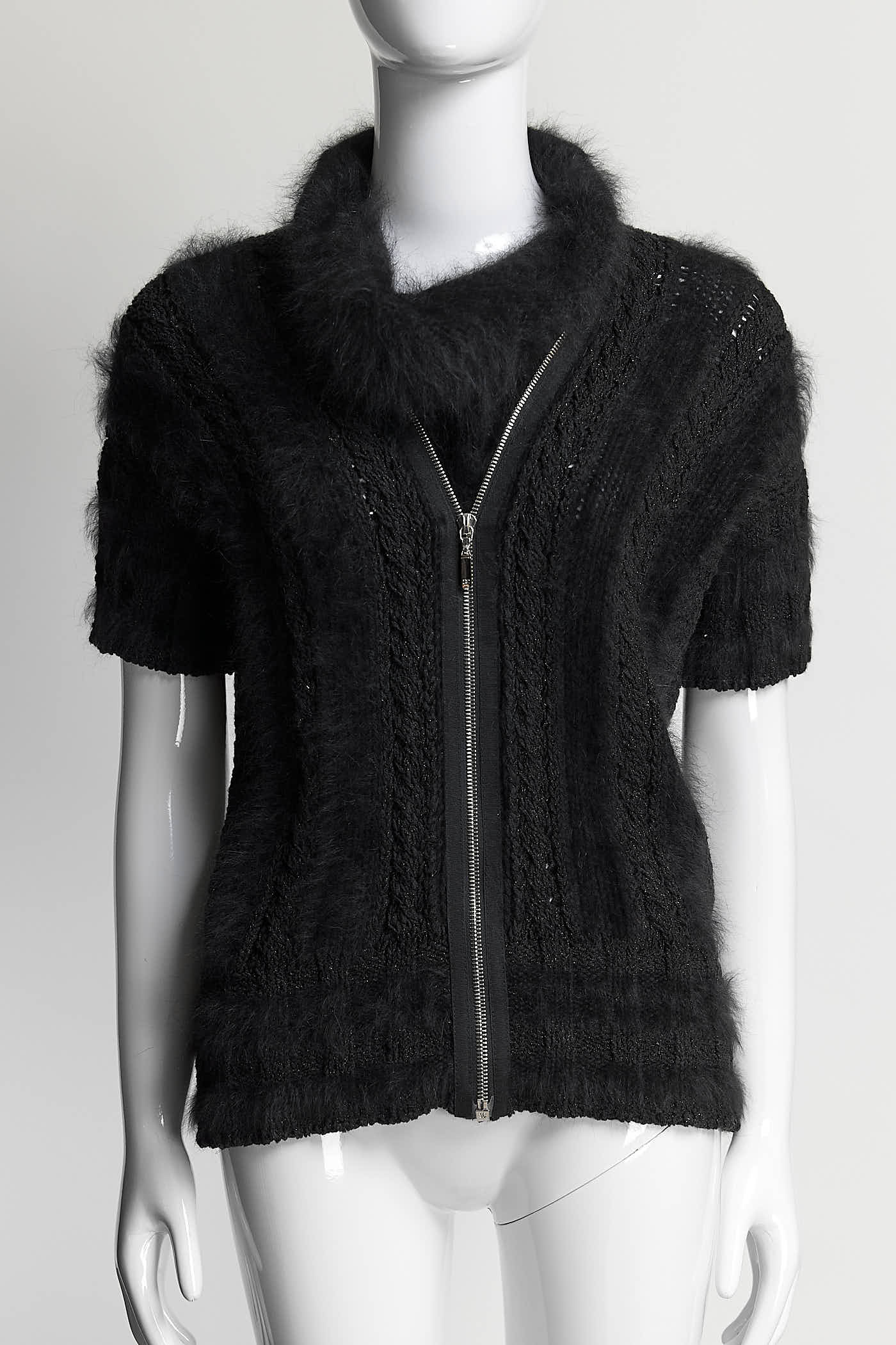 Chanel Black Short-sleeved Kint Sweater with Zipper 40