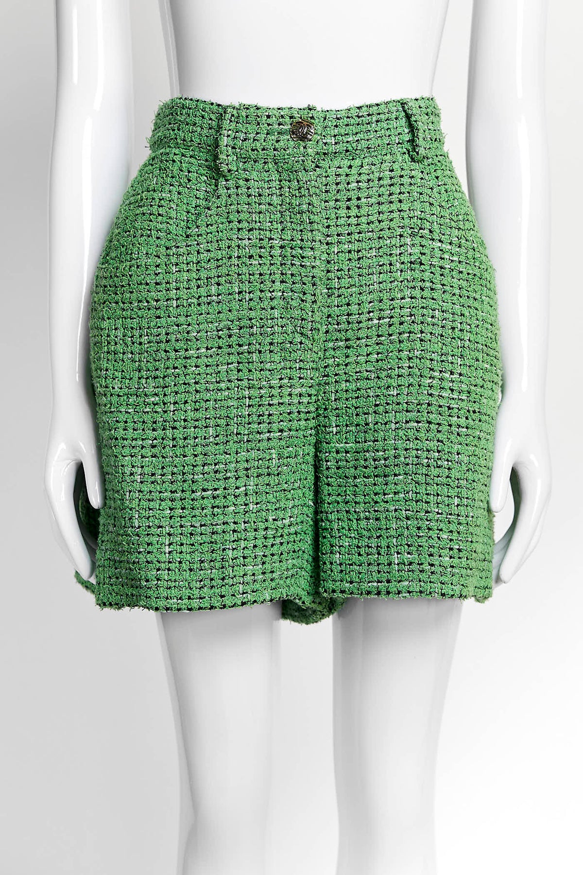 Chanel Green Tweed Short 38