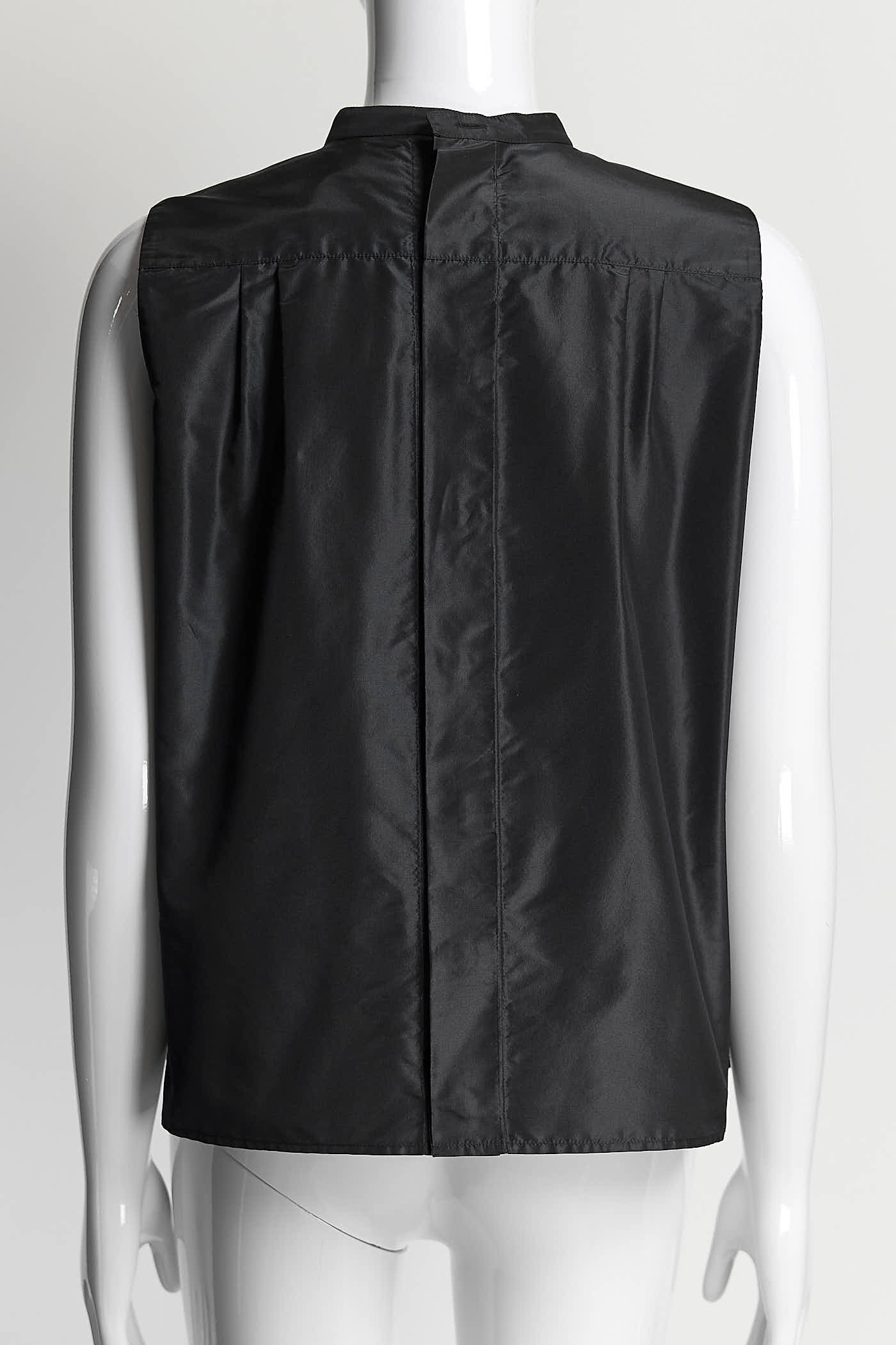 Chanel Vintage Black Silk Sleeveless Blouse with Buttons Detail 38