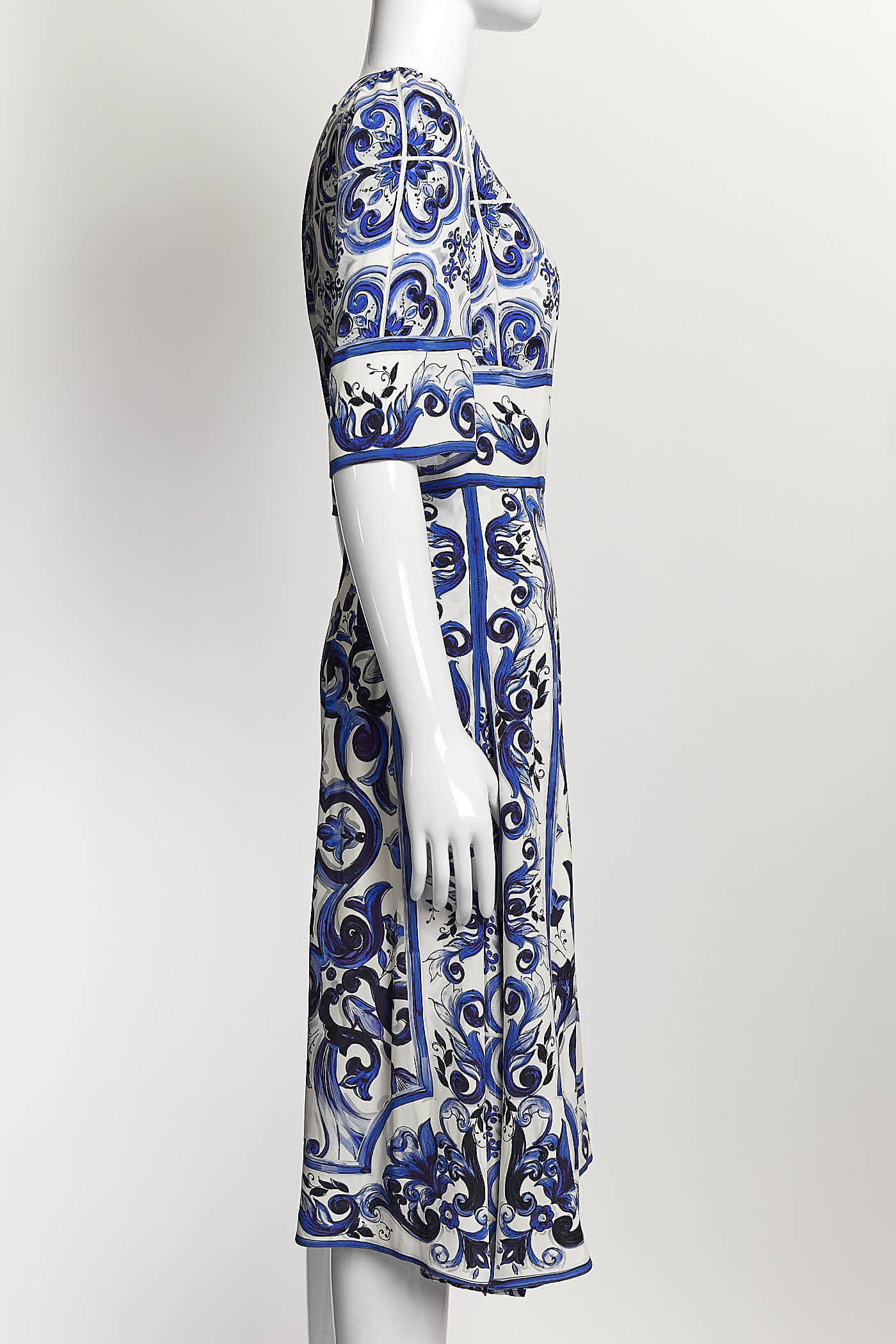 Dolce & Gabbana Charmeuse Midi Dress In Majolica Print 40