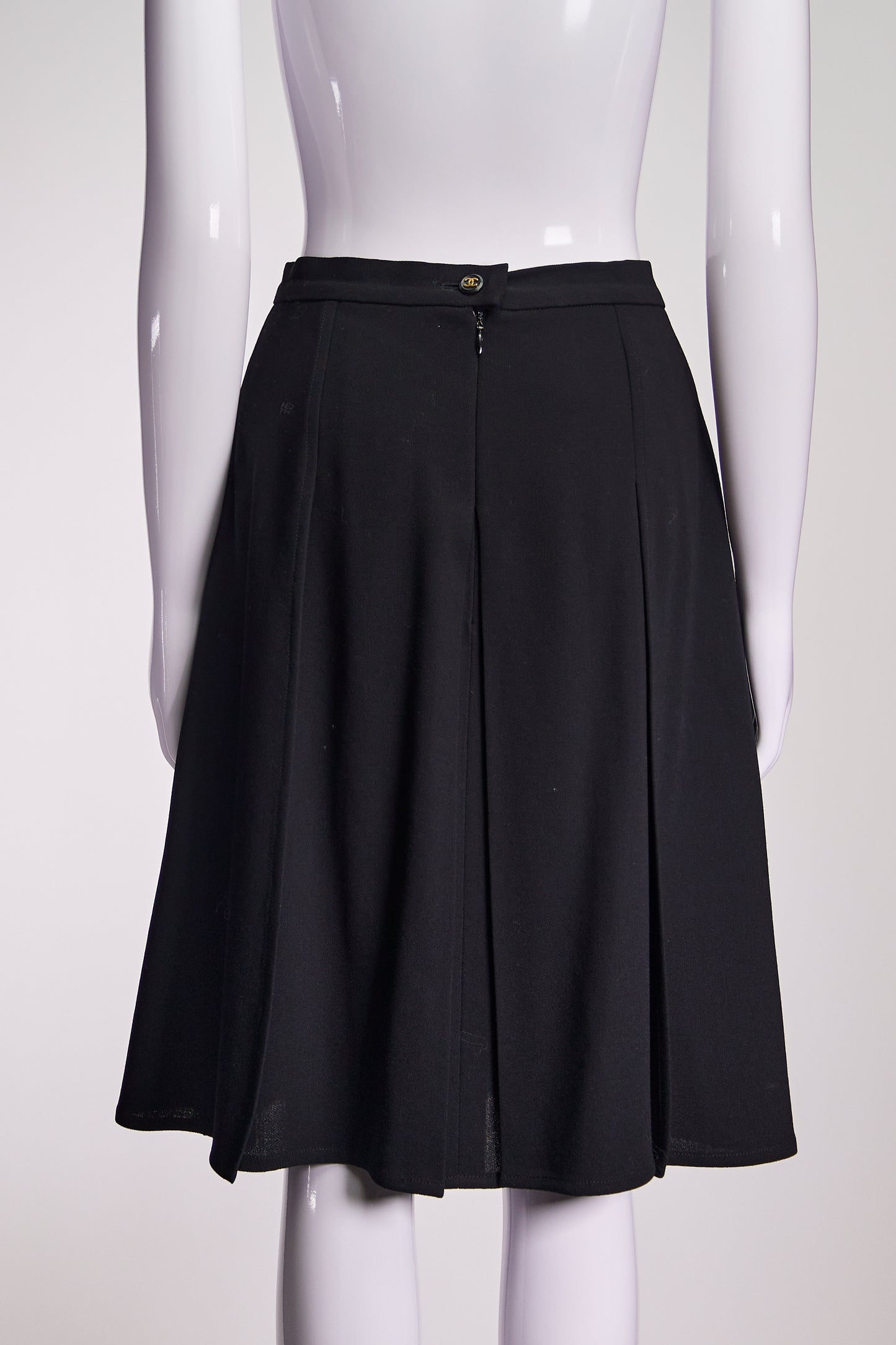 Chanel Boutique Pleated Midi Skirt FR42 IT46