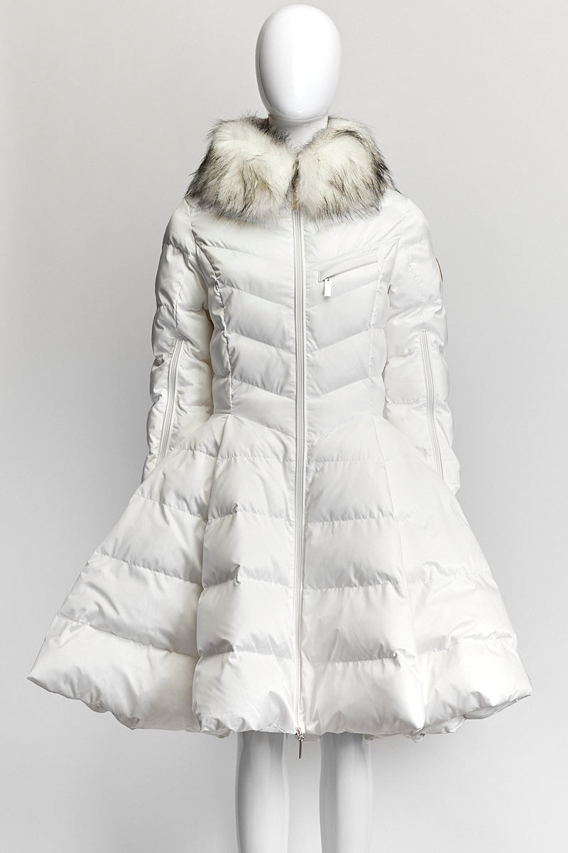 Elisabetta Franchi White Quilted Coat IT 40