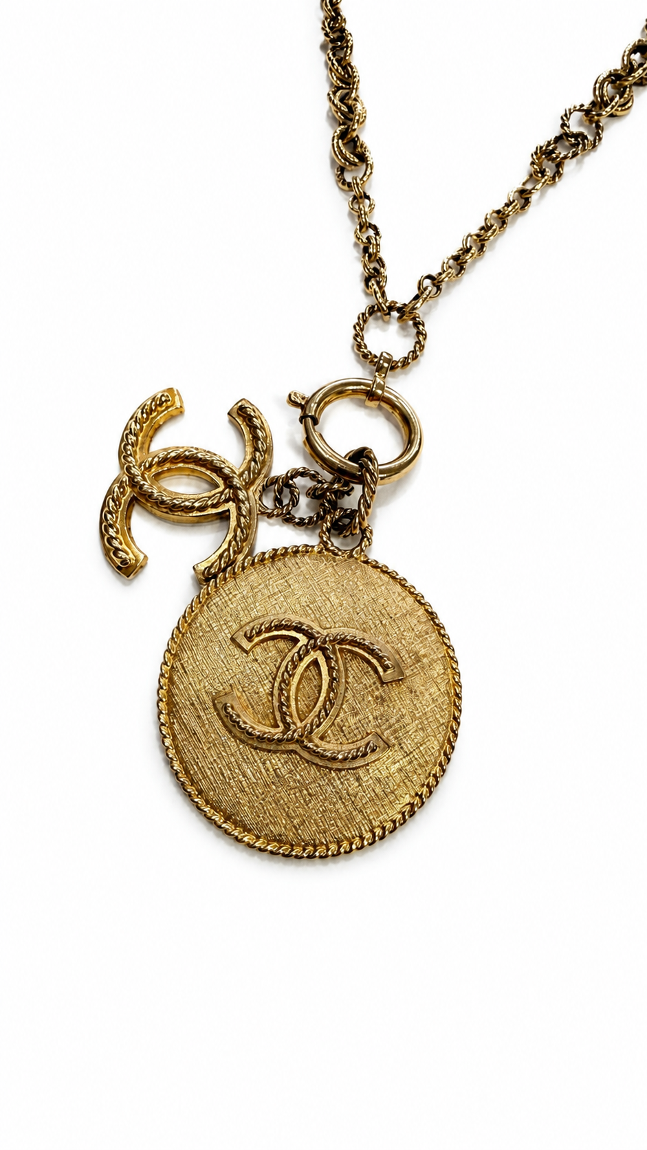 CHANEL GOLD MEDALLION NECKLACE