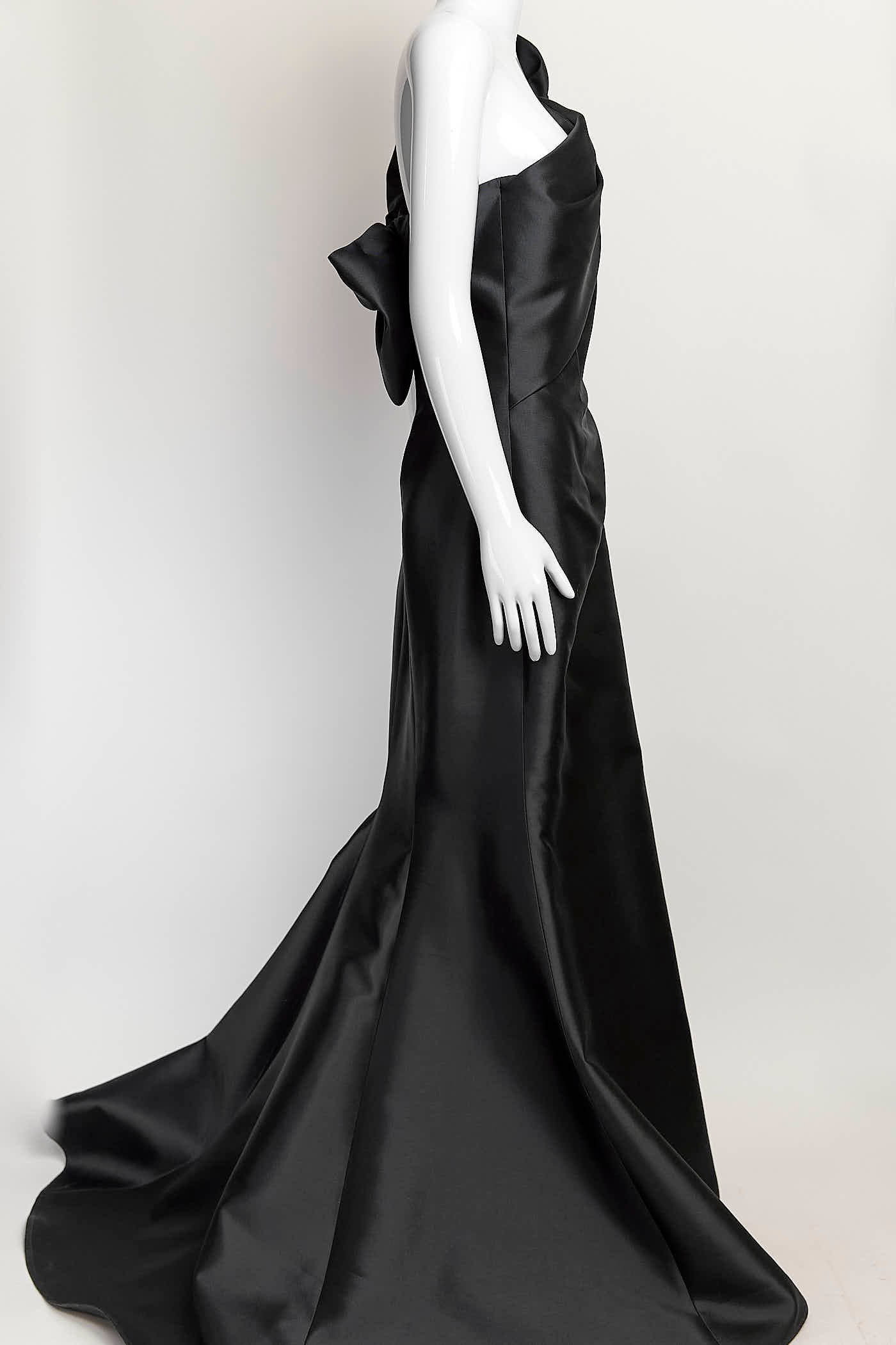 Frascara Black One Shoulder Peplum Gown 12