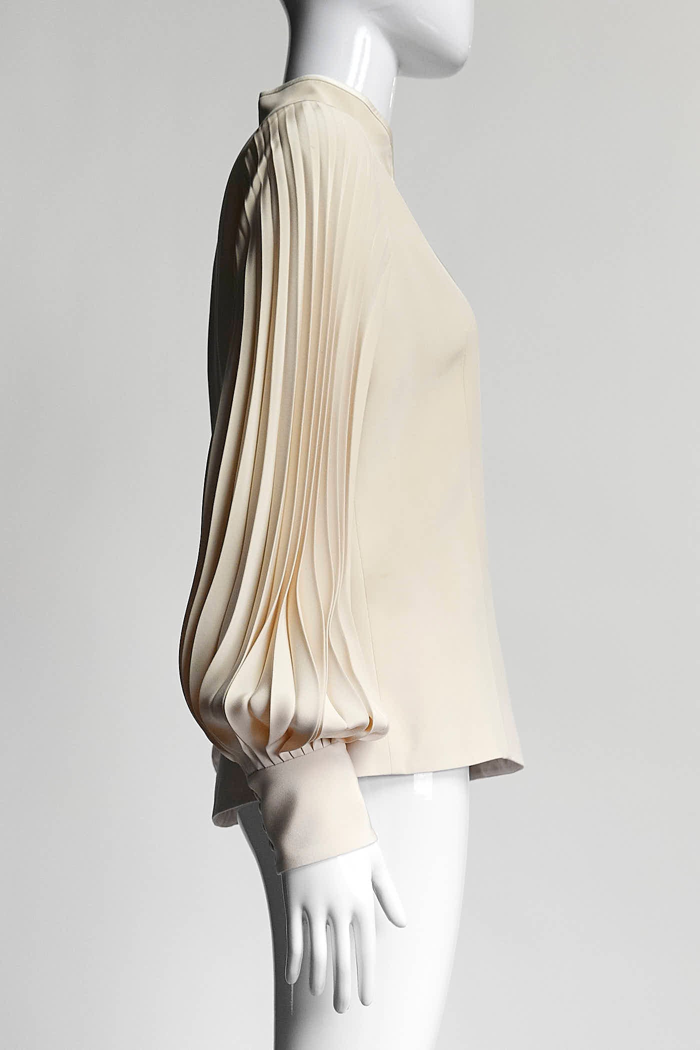 Gucci Cream Cut out Heart Blouse 40