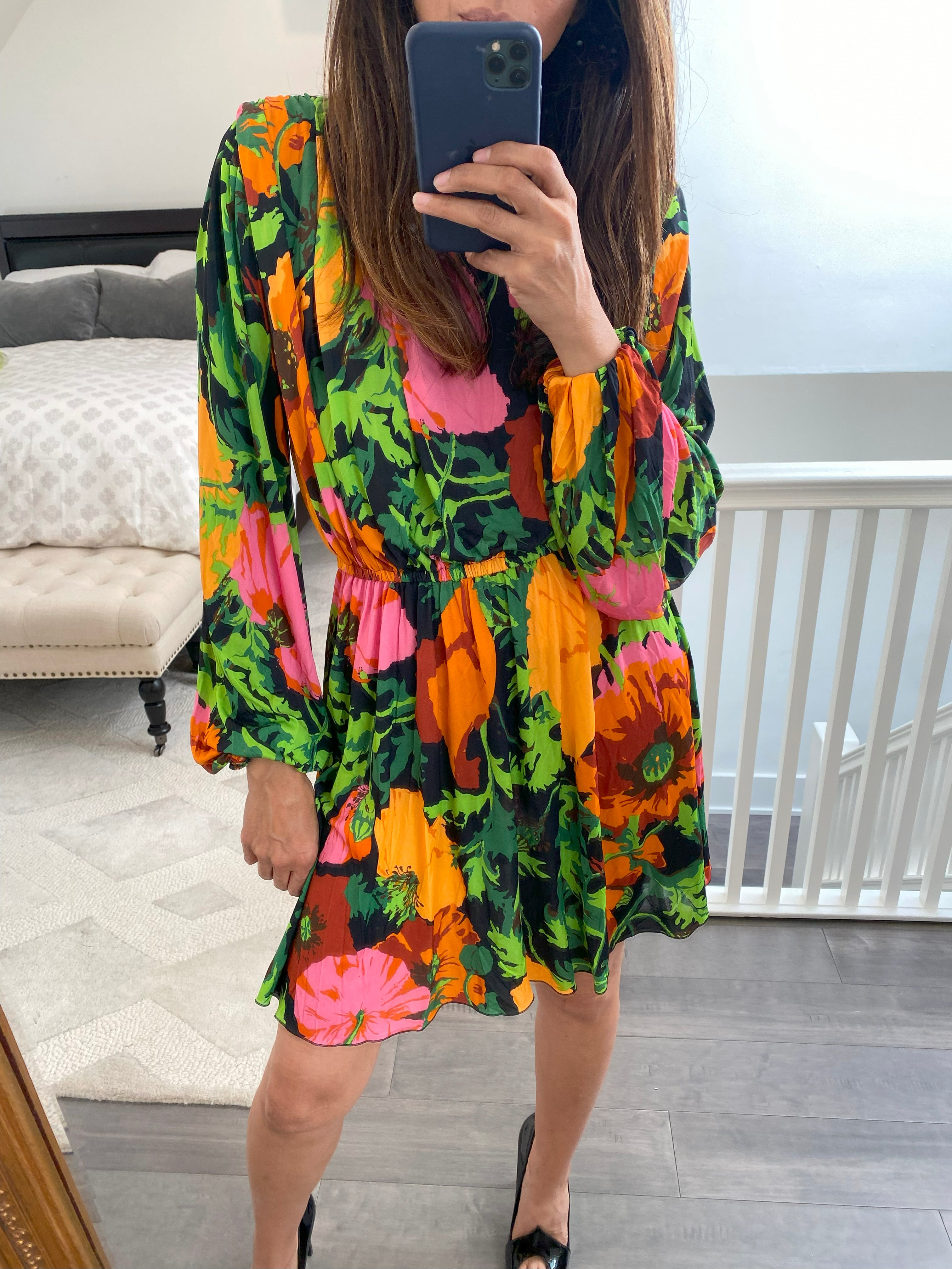 DRESSES – 1132Consignment