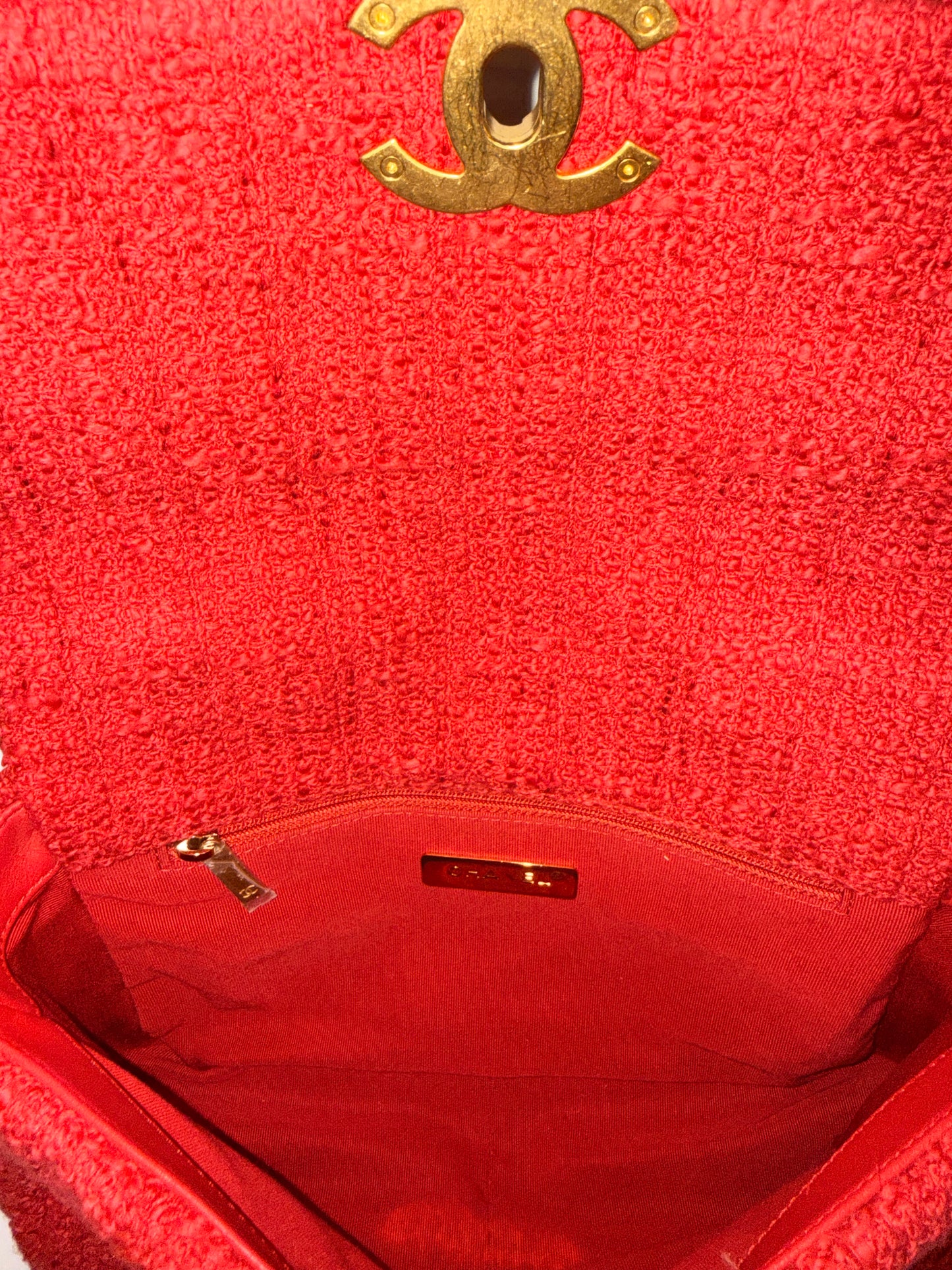 CHANEL RED QUILTED TWEED MEDIUM 19 FLAP BAG