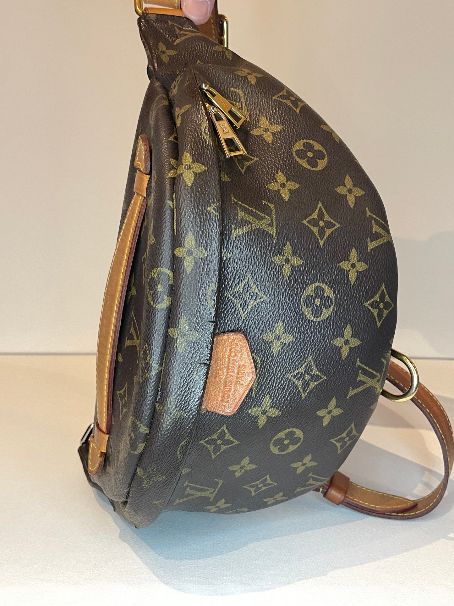 LOUIS VUITTON BUM BAG