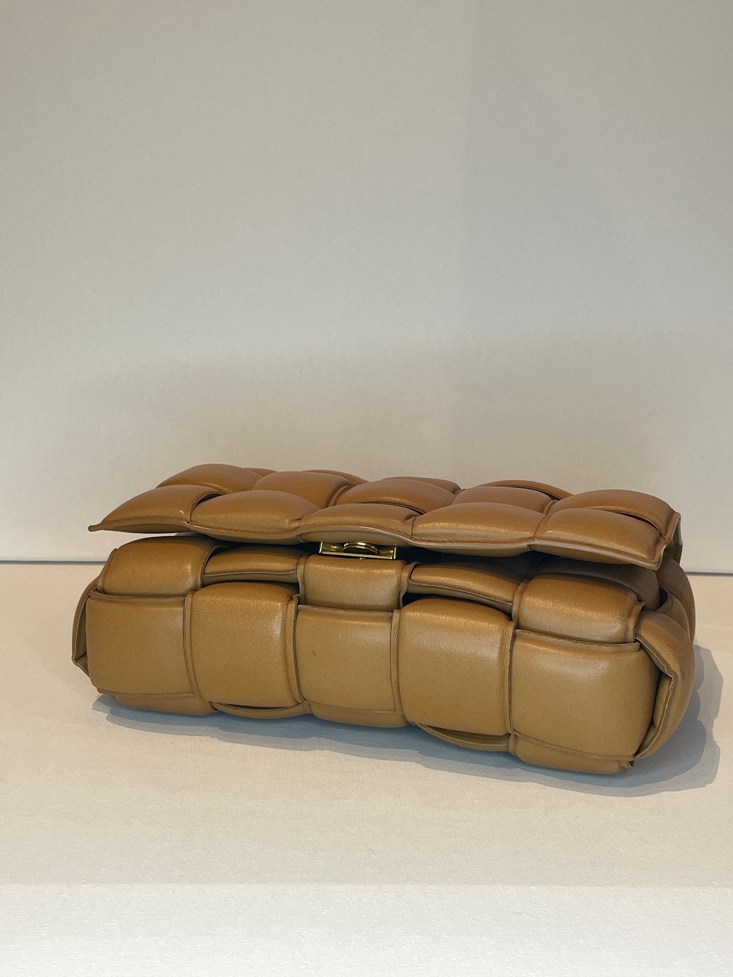 BOTTEGA VENETA CARAMEL PADDED CASSETTE BAG