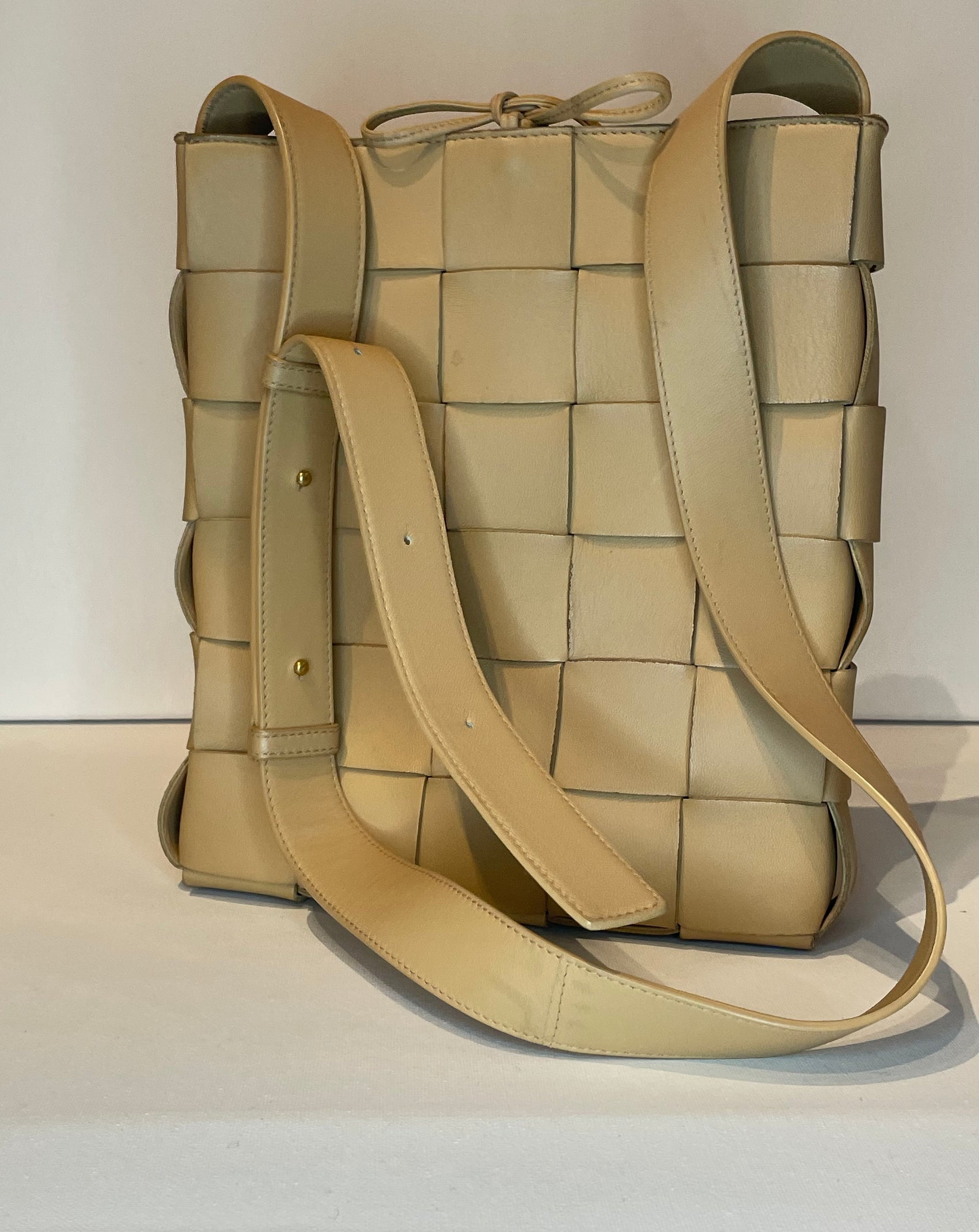 BOTTEGA VENETA SHOULDER CASSETTE BAG