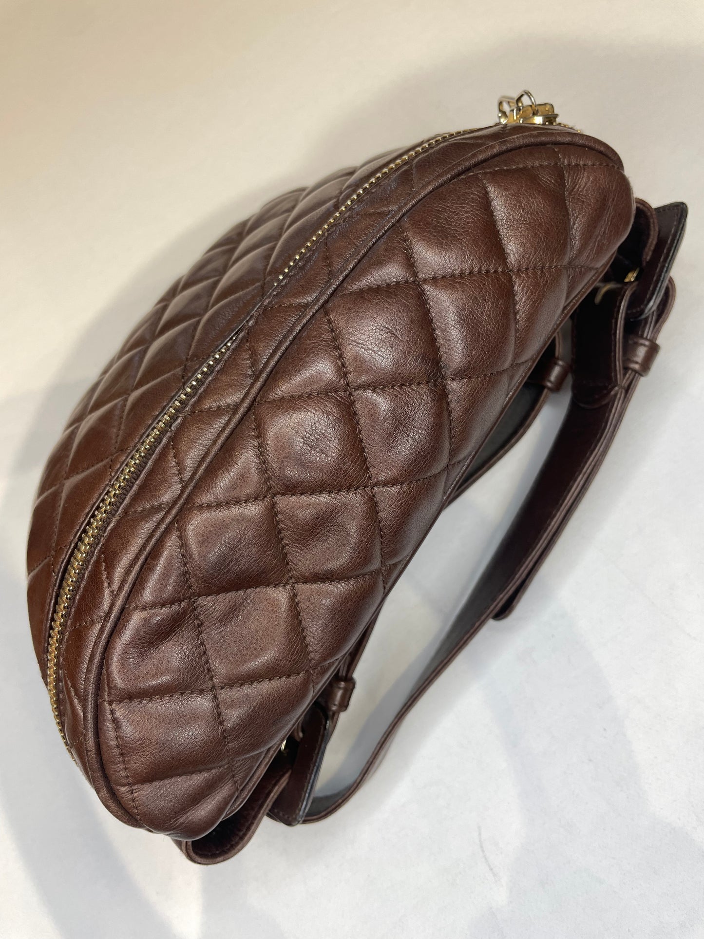 CHANEL 1991 DIAMOND QUILTED LEATHER BELT BAG