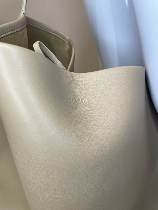 THE ROW LARGE N/S PARK TOTE BAG IN LEATHER