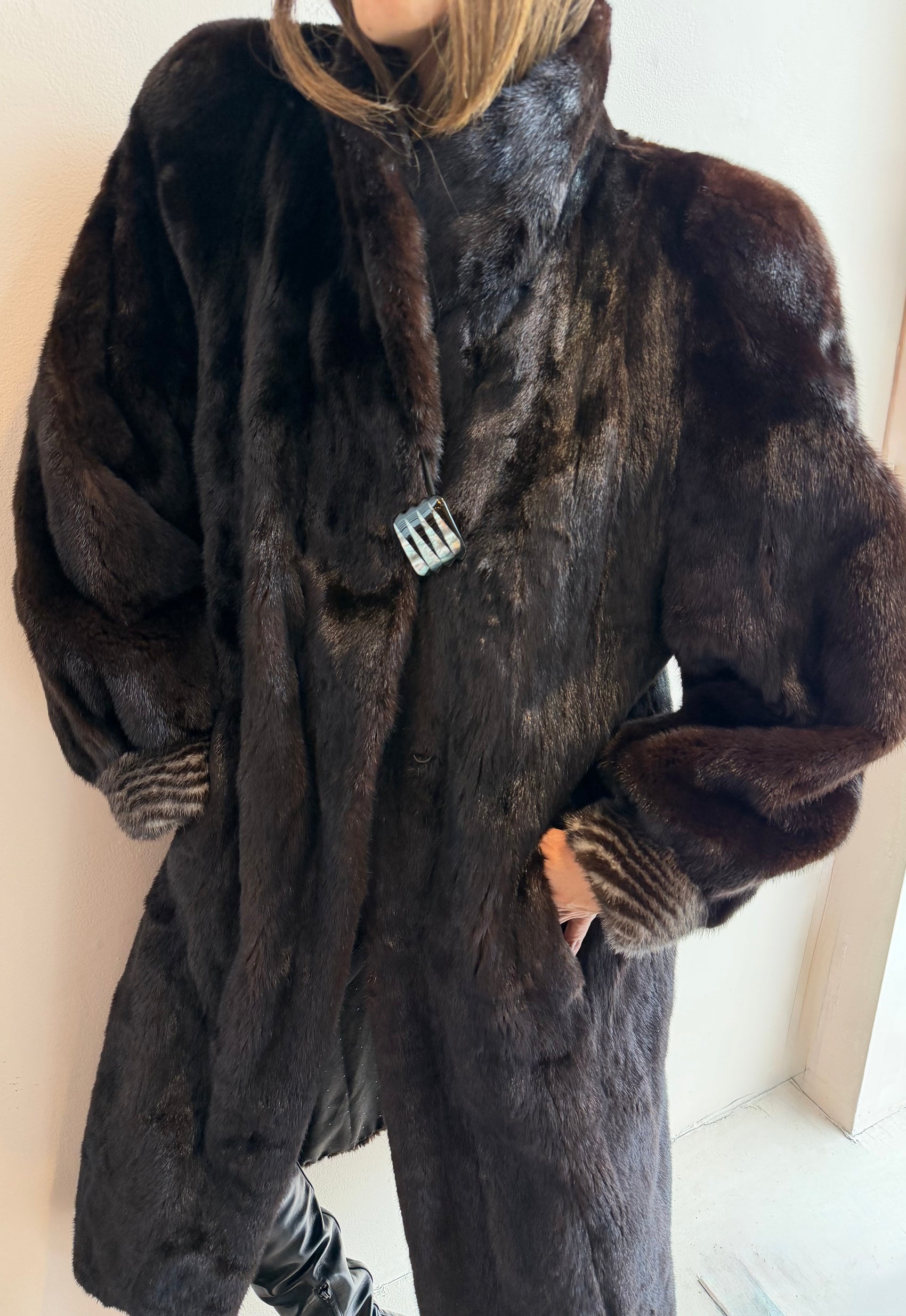 VINTAGE MINK FUR BROWN
