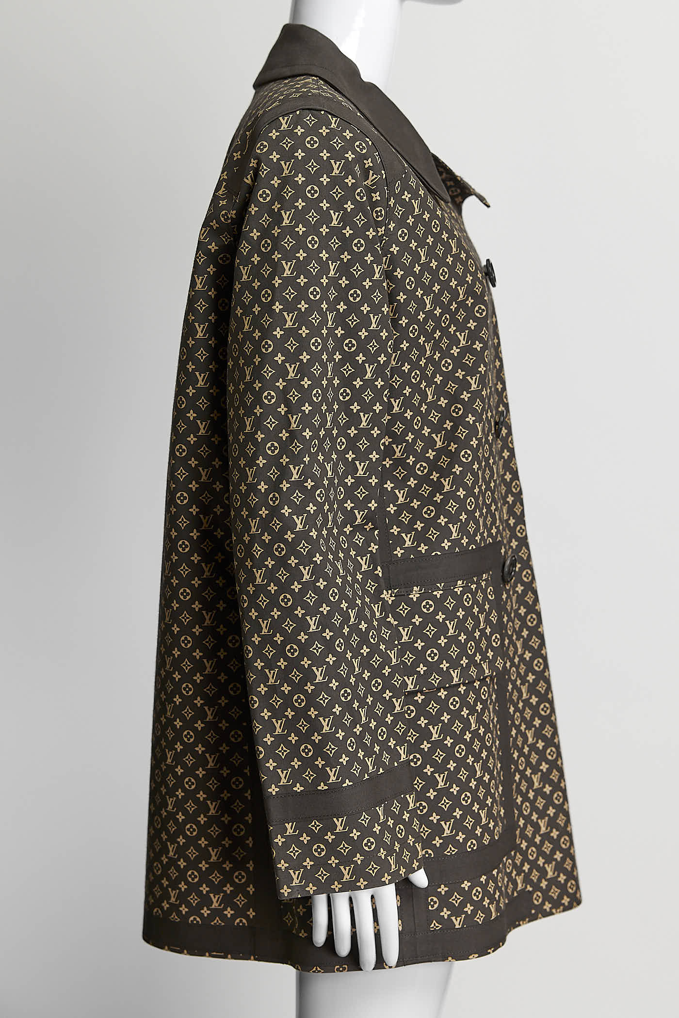 LOUIS VUITTON Brown Monogram Rain Coat 42