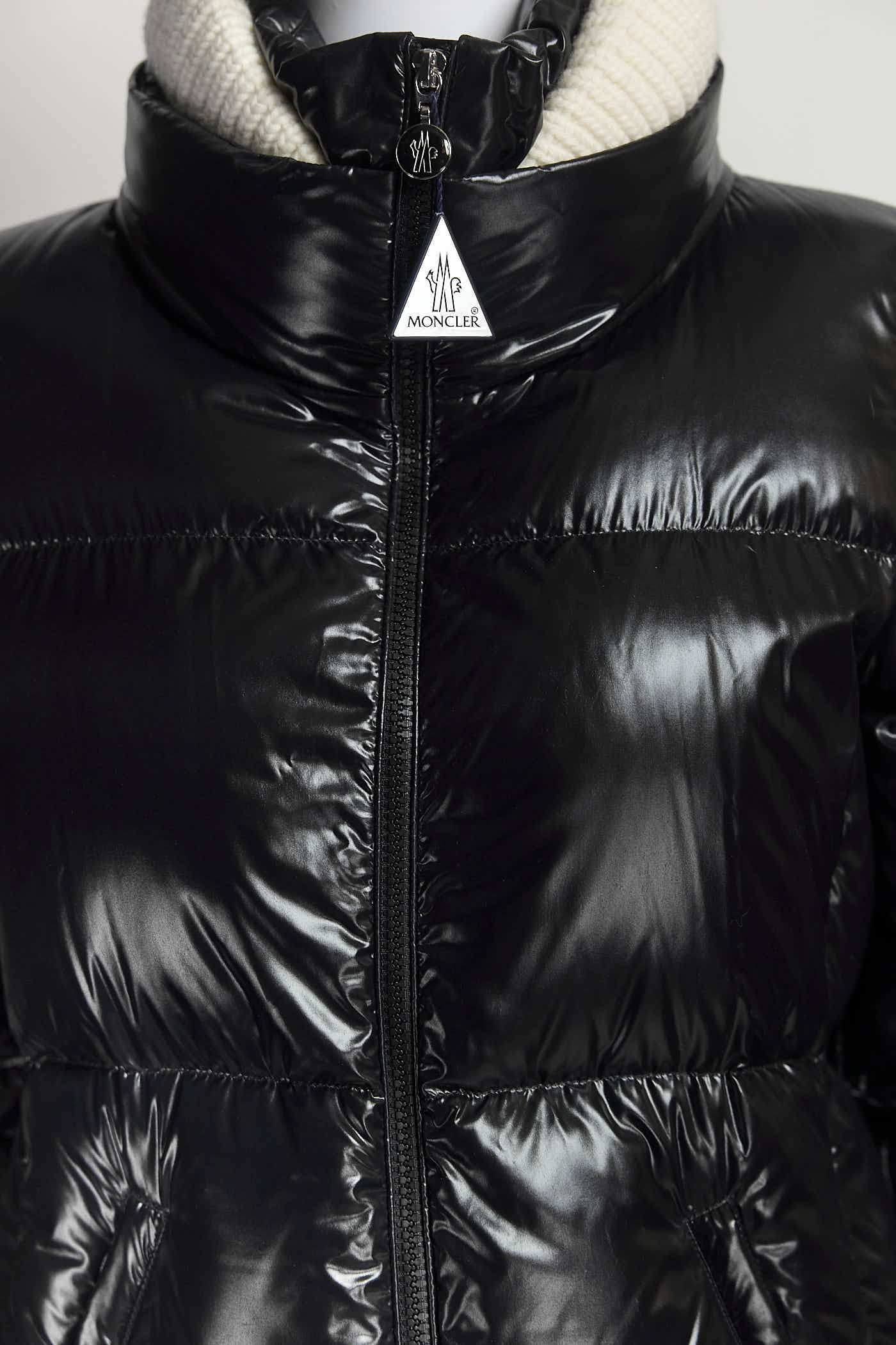 Moncler Black Puffer Jacket with White Ribbed Collar 1