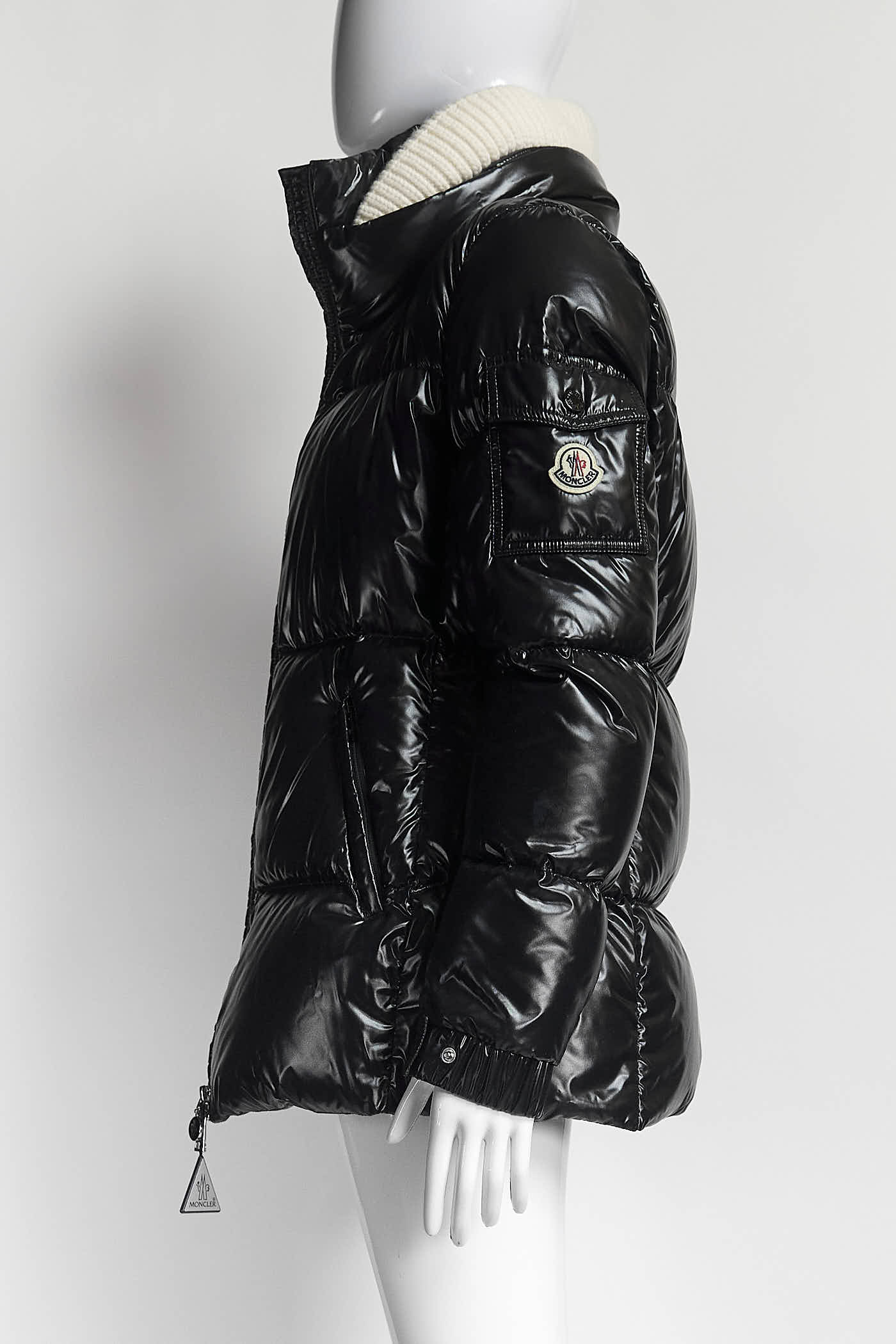 Moncler Black Puffer Jacket with White Ribbed Collar 1