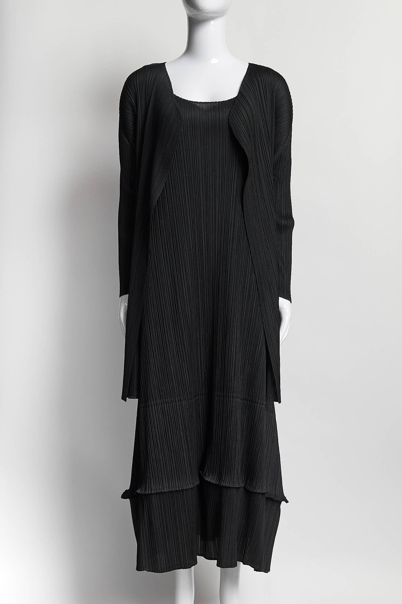 PLEATS PLEASE ISSEY MIYAKE Black Cardigan Dress 4
