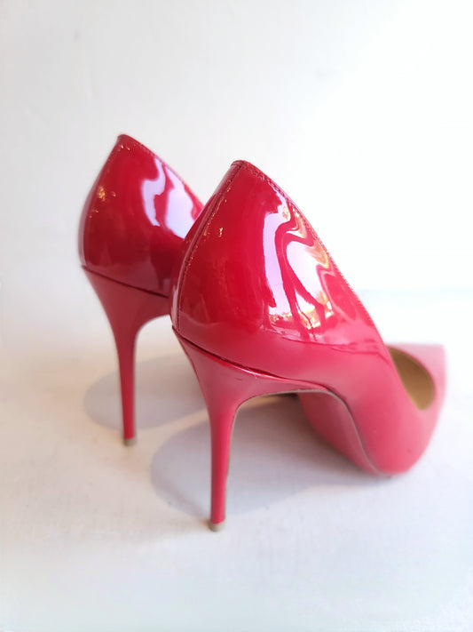 Christian Louboutin Red Patent Leather Heels 37