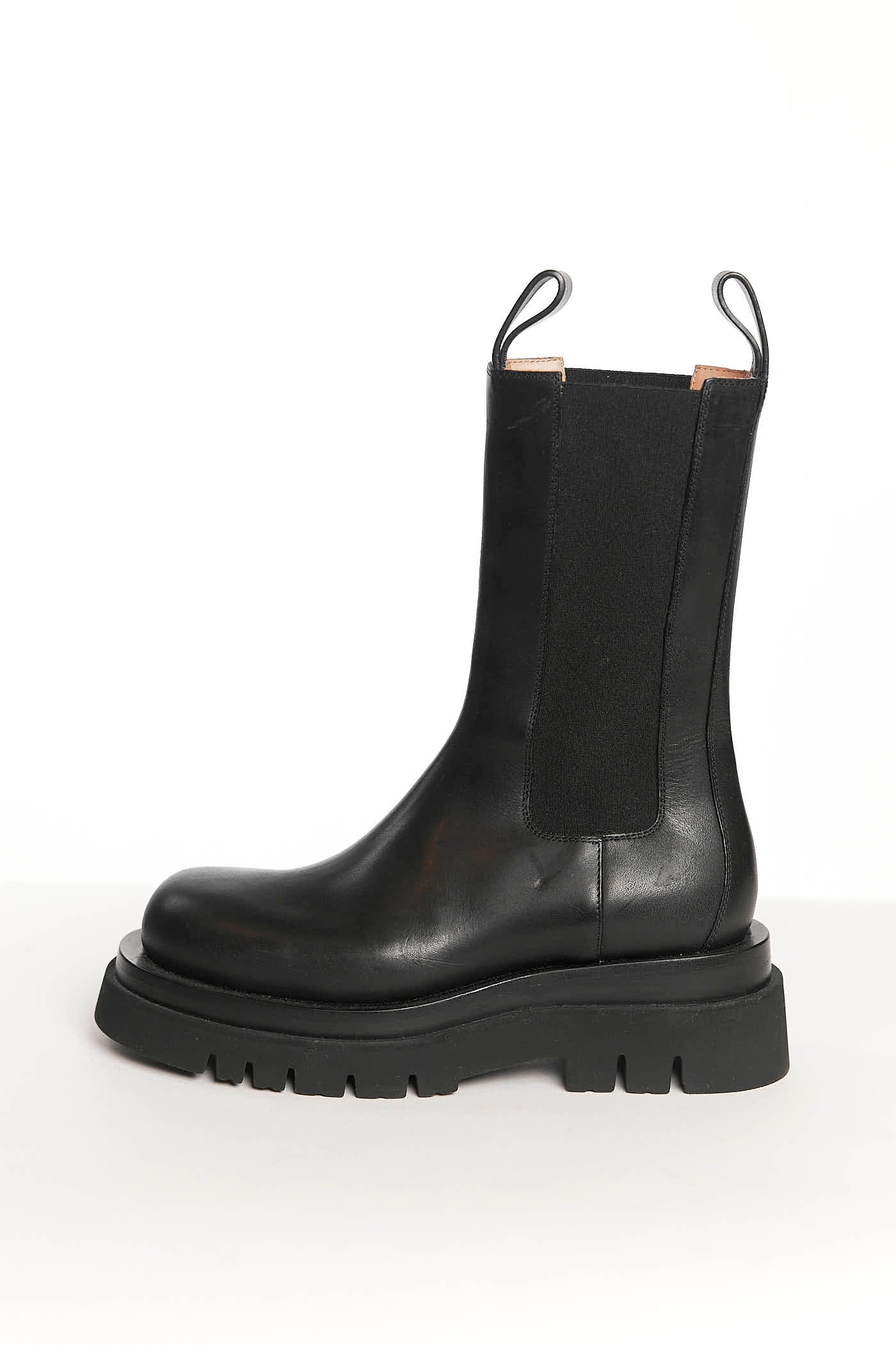 Bottega Veneta Black Chelsea Boots 35