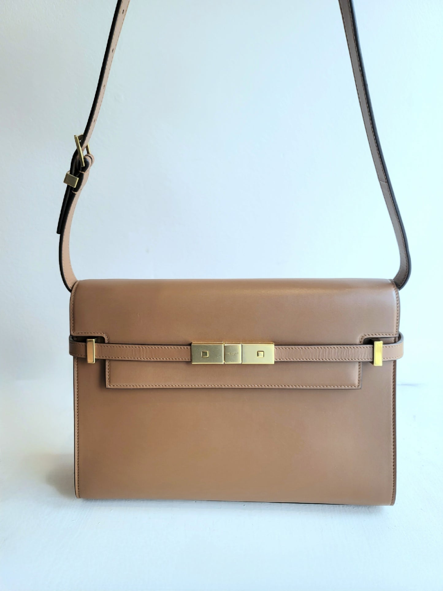 Saint Laurent Smooth Calfskin Manhattan Baguette Cheddar