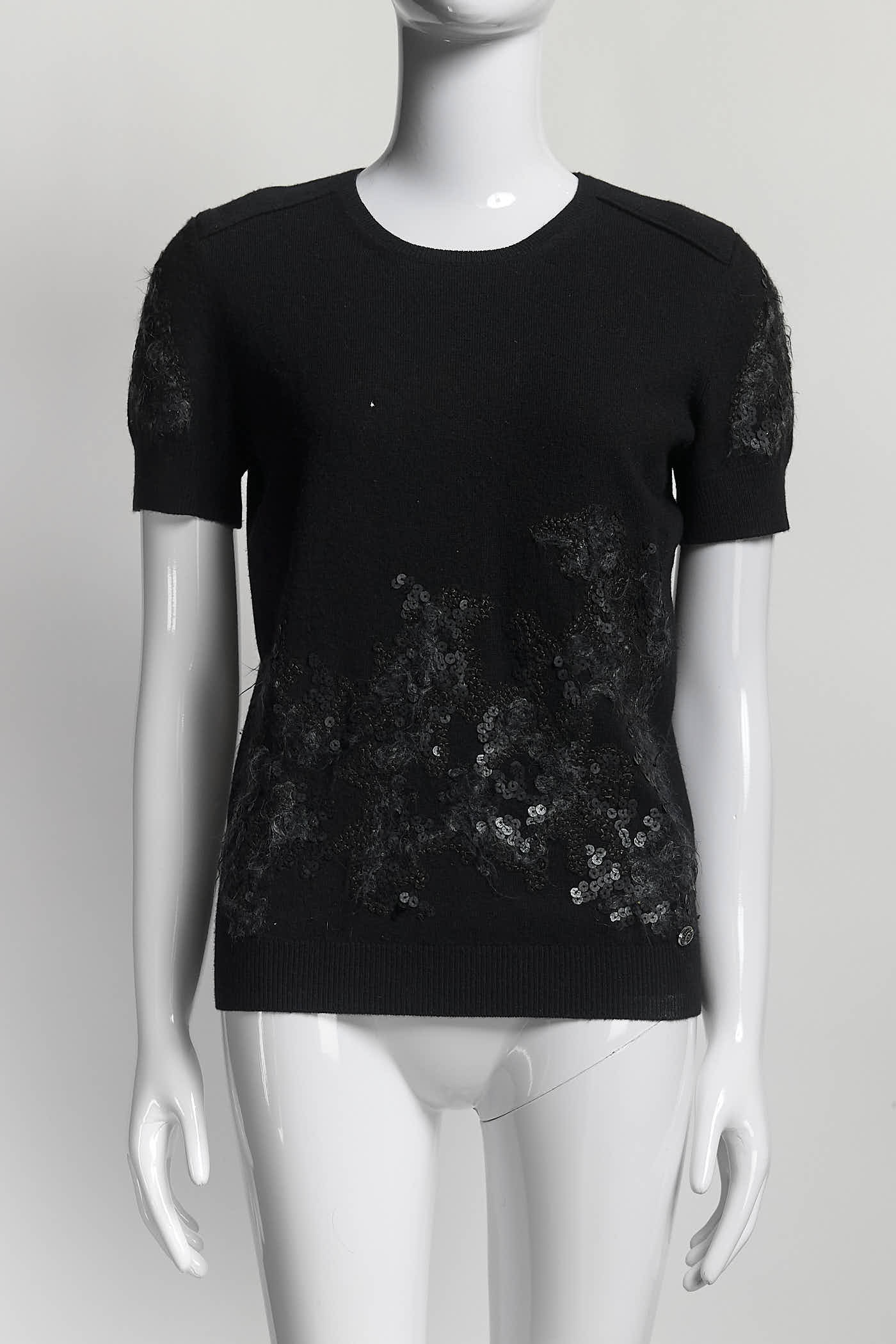 Chanel Black Short-sleeved Sweater with Sequin Detail 40