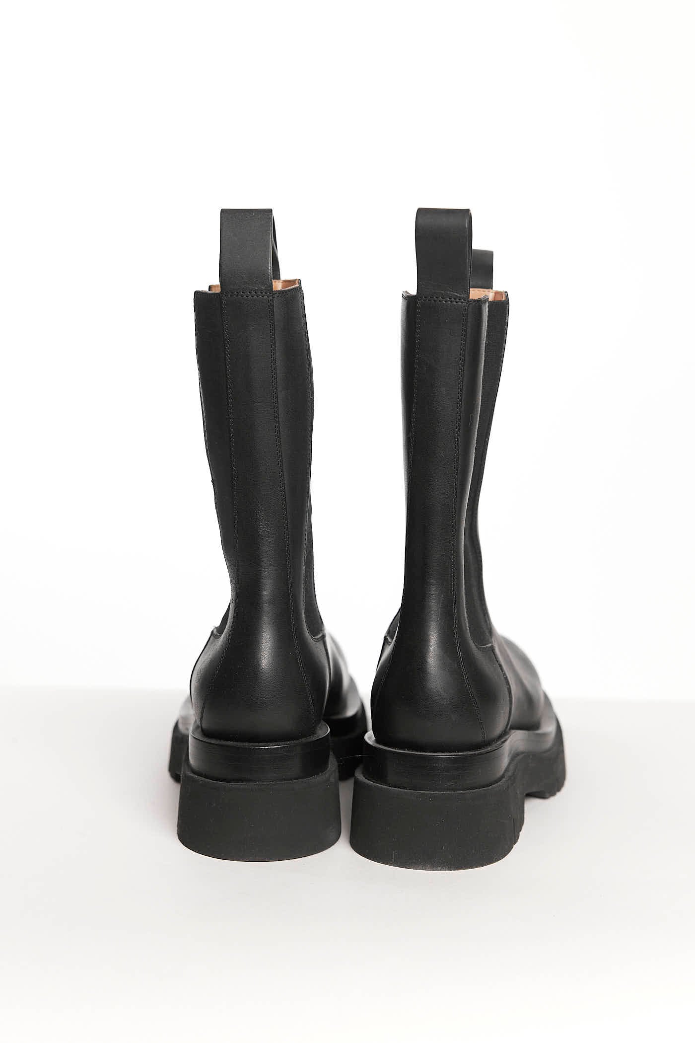 Bottega Veneta Black Chelsea Boots 35