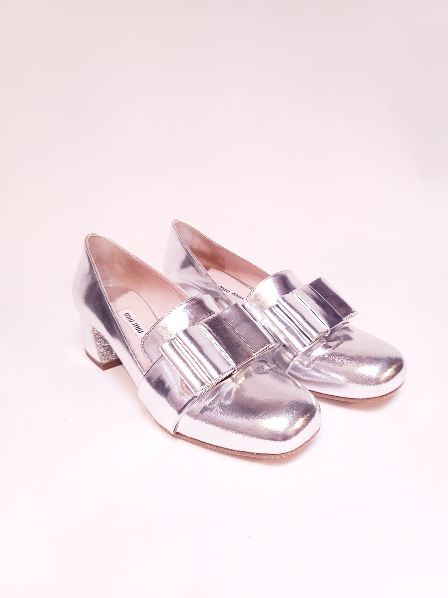 Miu Miu Silver Leather w/Bow Heels 38