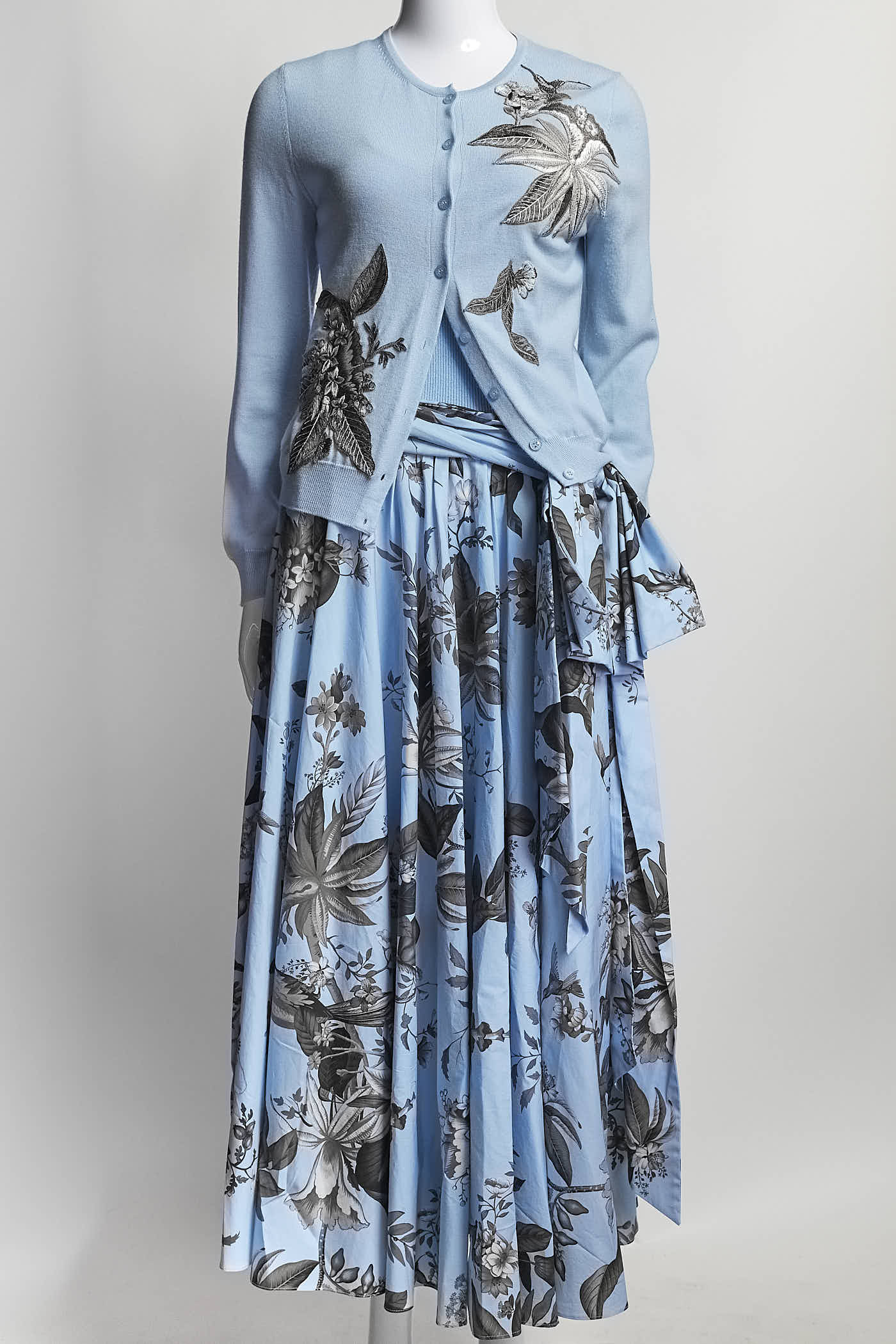 Oscar de Renta Light Blue Floral Dress with Cardigan M