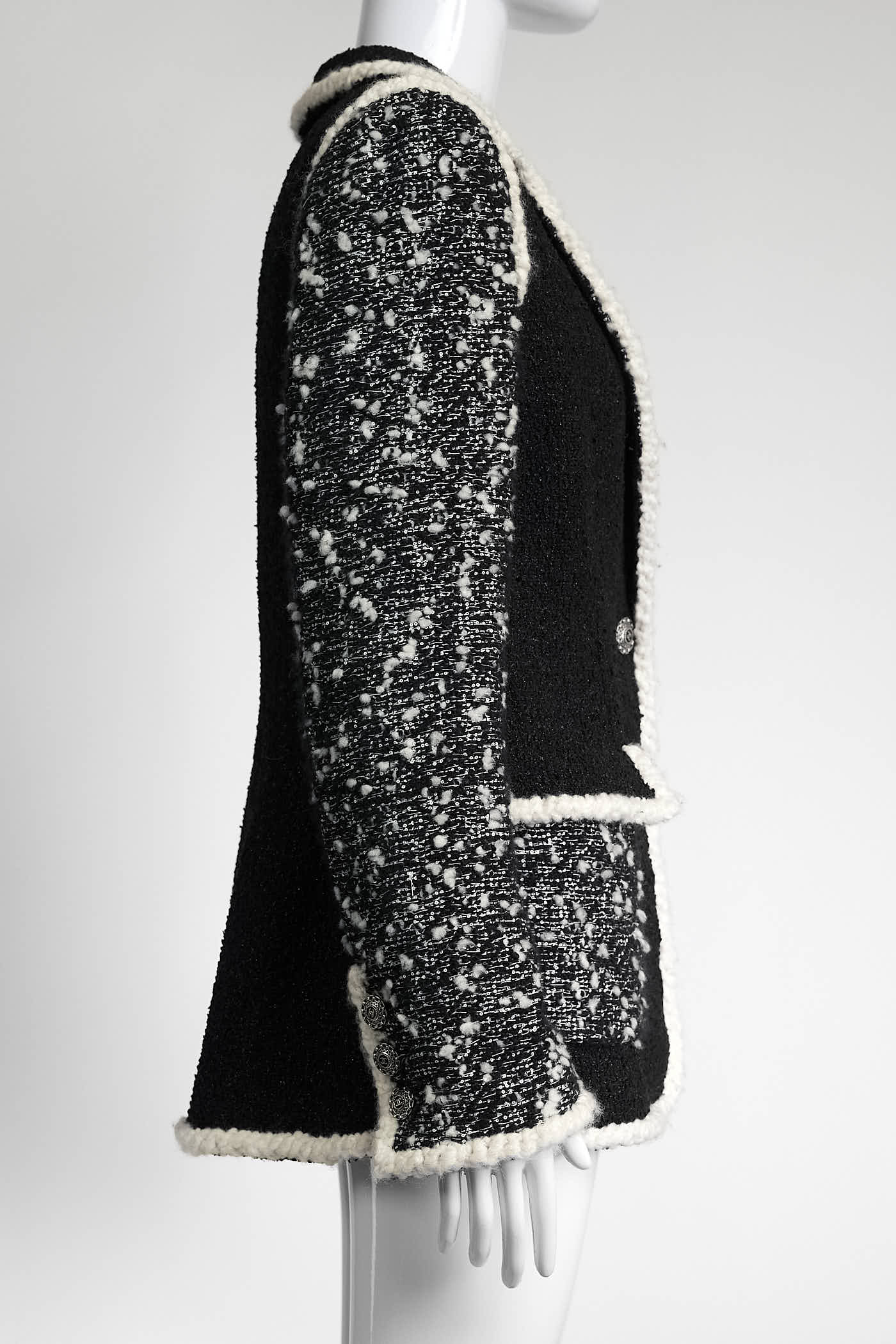 Chanel Black/White Tweed with Cream Kint Detail Blazer 38