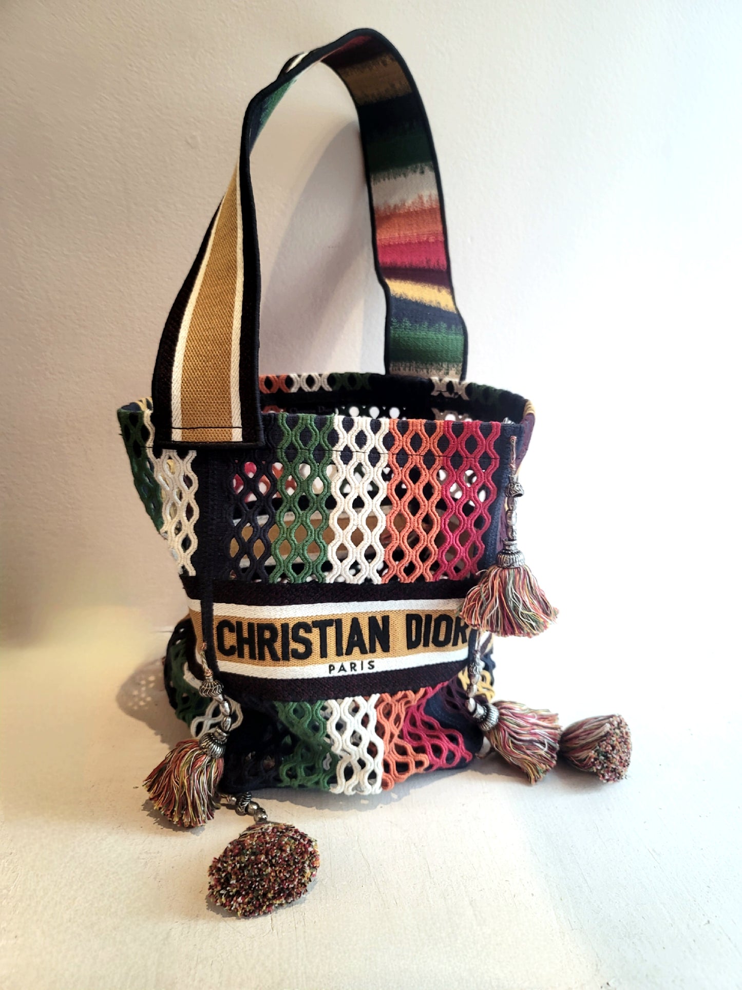 Christian Dior D-Bubble Bag