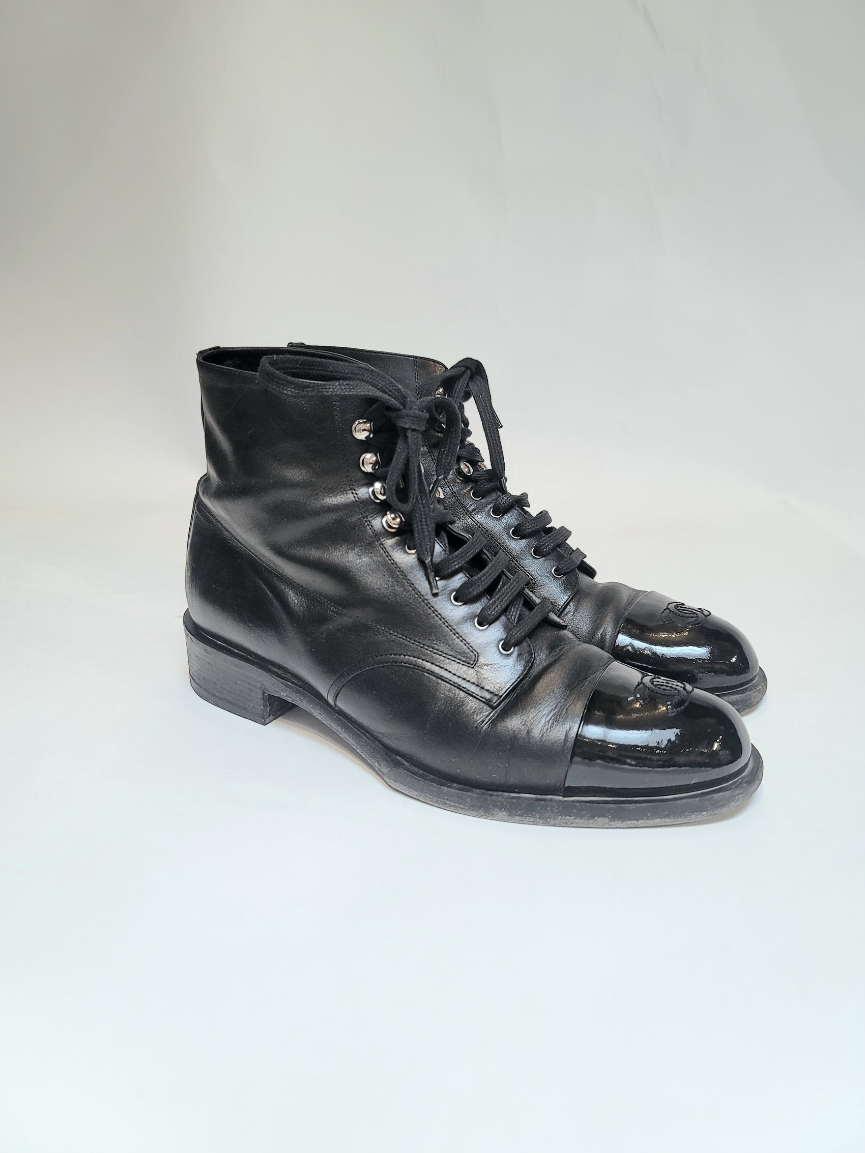 Chanel Interlock CC Logo Black Boots 40