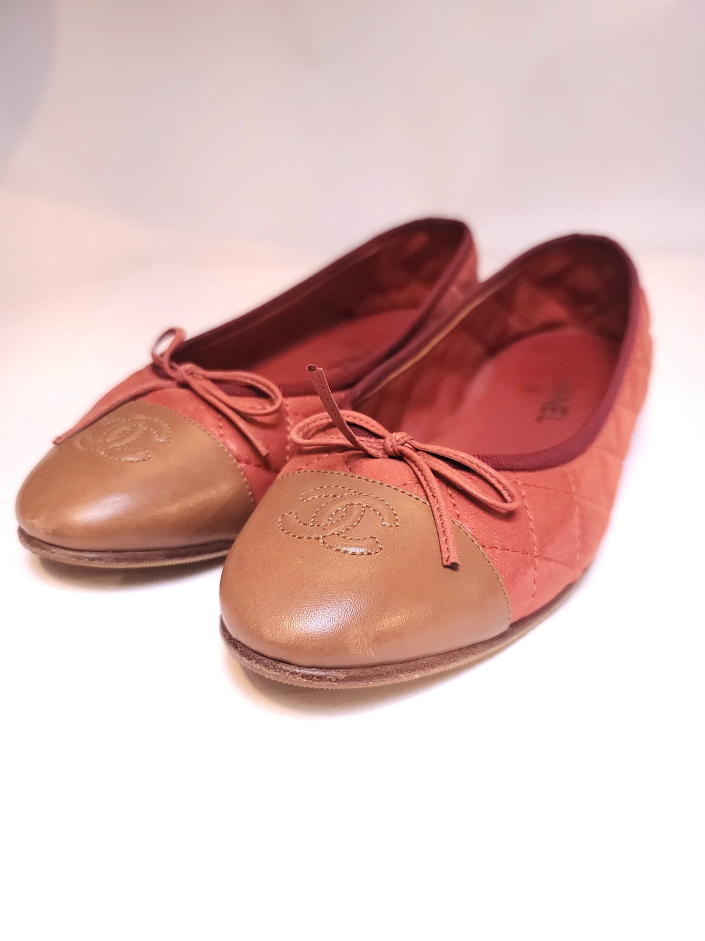 Chanel Orange Flats 39