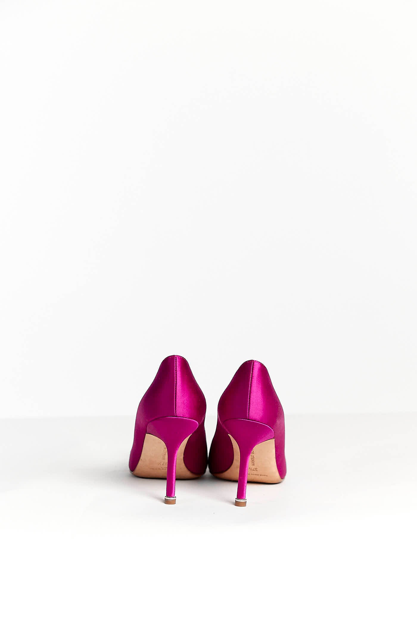 Manolo Blahnik Satin Crystal Hangisi Pumps 37.5